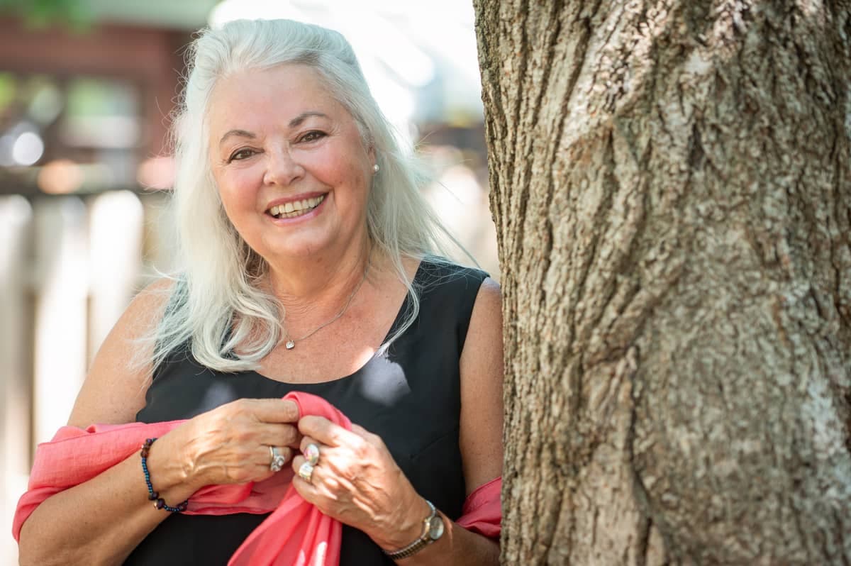 La grande Louise Portal consacre du temps à l'écriture de son journal intime chaque jour.