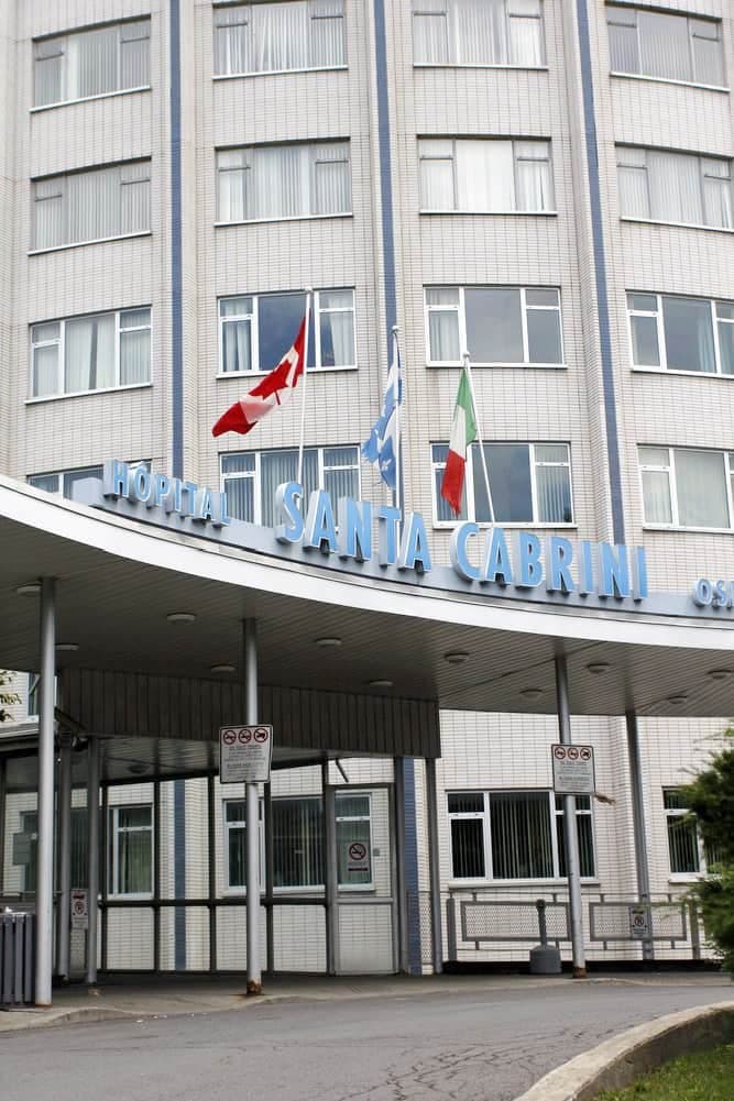 L’hôpital Santa Cabrini à Montréal a fermé des lits en raison de la COVID-19.