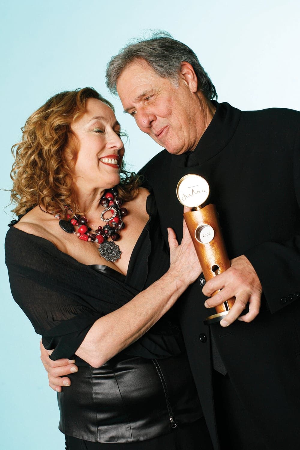 En 2007, Pierre reçoit un prix hommage à la Soirée des Jutra, un honneur qu’il partage avec Marie.