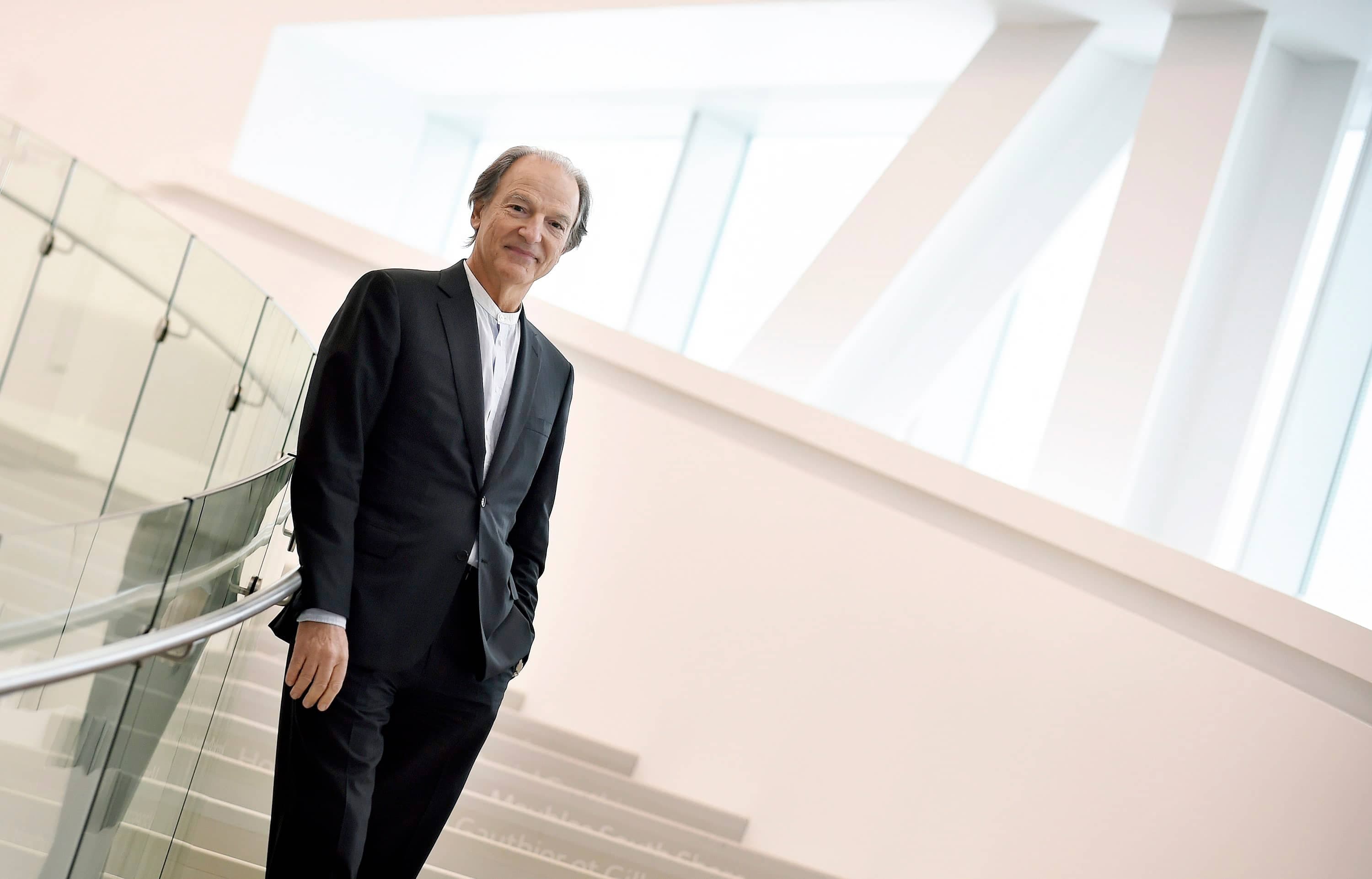 Pierre Lassonde, qui est âgé de 75 ans, a fait fortune dans l’industrie aurifère. Même s’il habite présentement à Toronto, il scrute de près le secteur minier québécois.