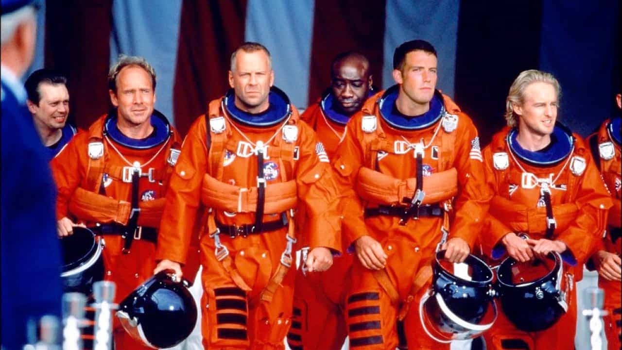 Une scène du film Armageddon mettant en vedette Bruce Willis (deuxième à partir de la gauche).