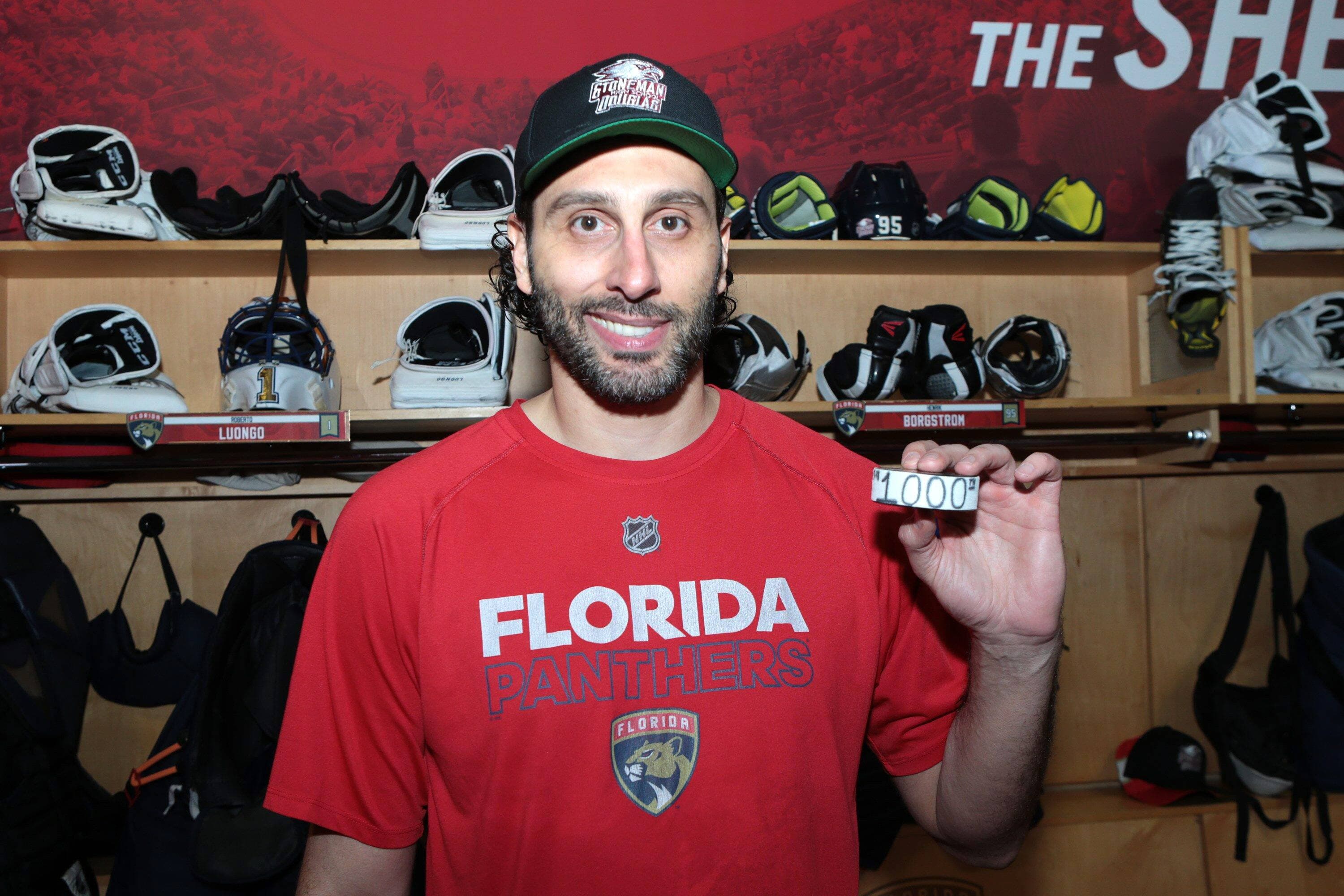 Il dispute son 1000e match dans l’uniforme des Panthers.