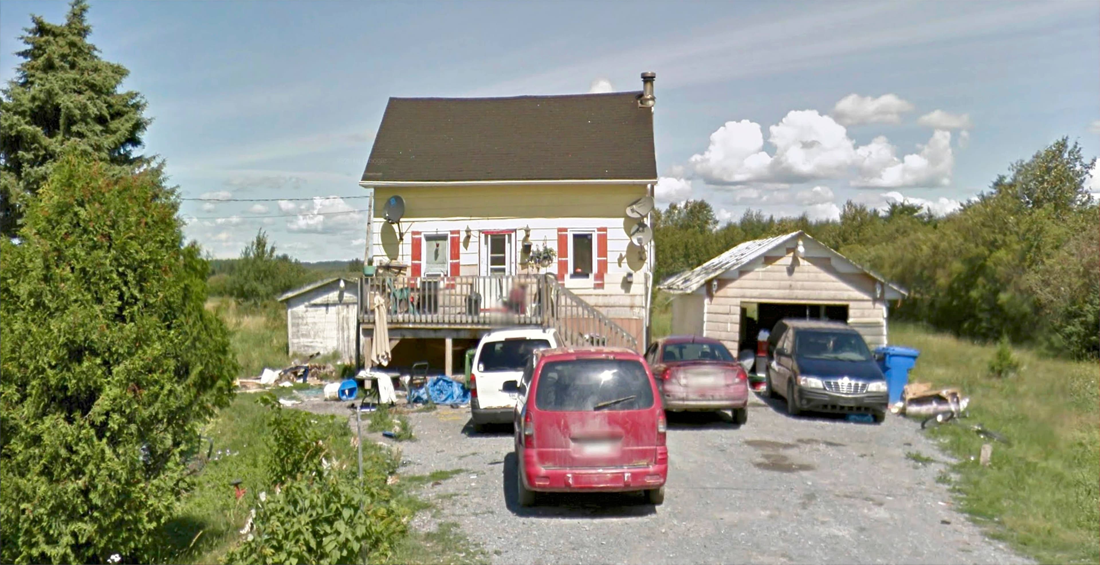 La maison de James Testa, que l'État désire bloquer, sur le rang du Lac-Boisclair, à Rouyn-Noranda, en Abitibi-Témiscamingue.