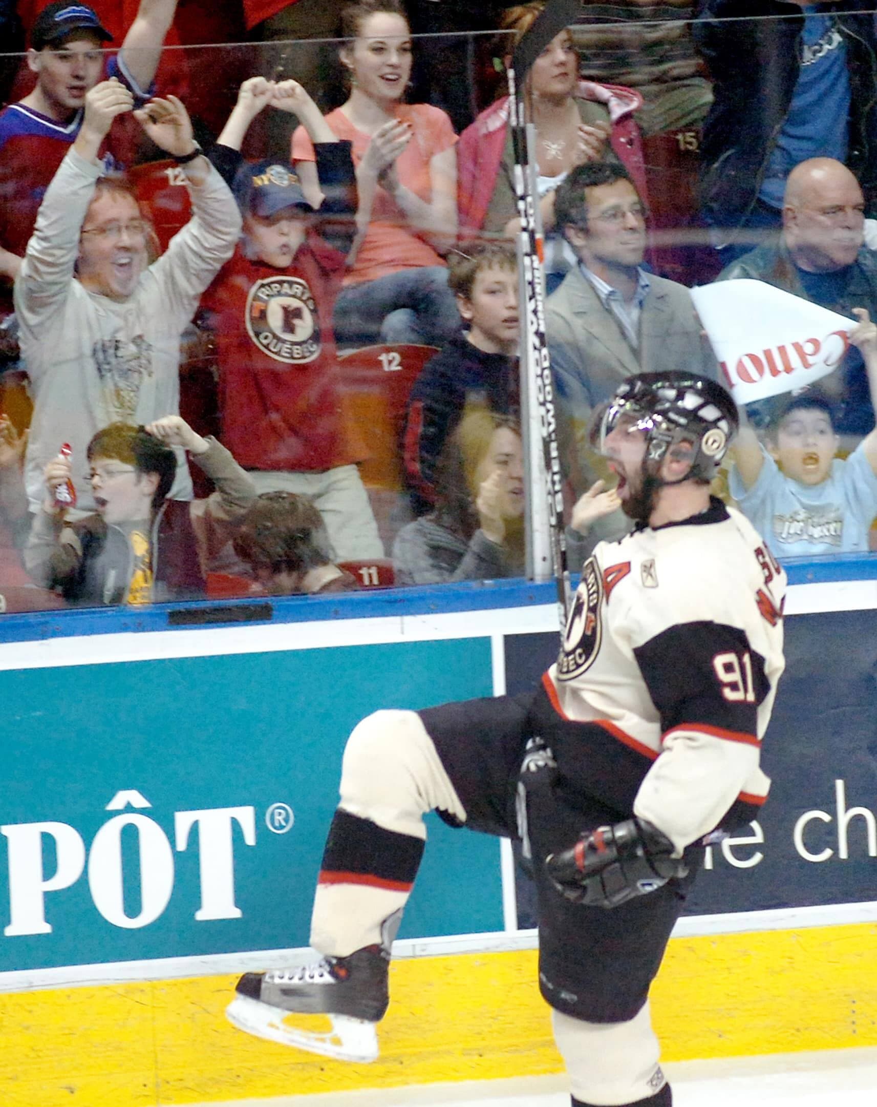 Le no 91 était un des favoris chez les partisans des Remparts de Québec. En 2005-2006, il avait inscrit 86 points en 59 matchs.