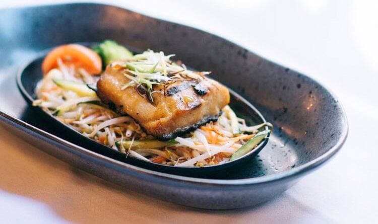 Le restaurant japonais Sho-Dan est apprécié pour son menu dégustation.