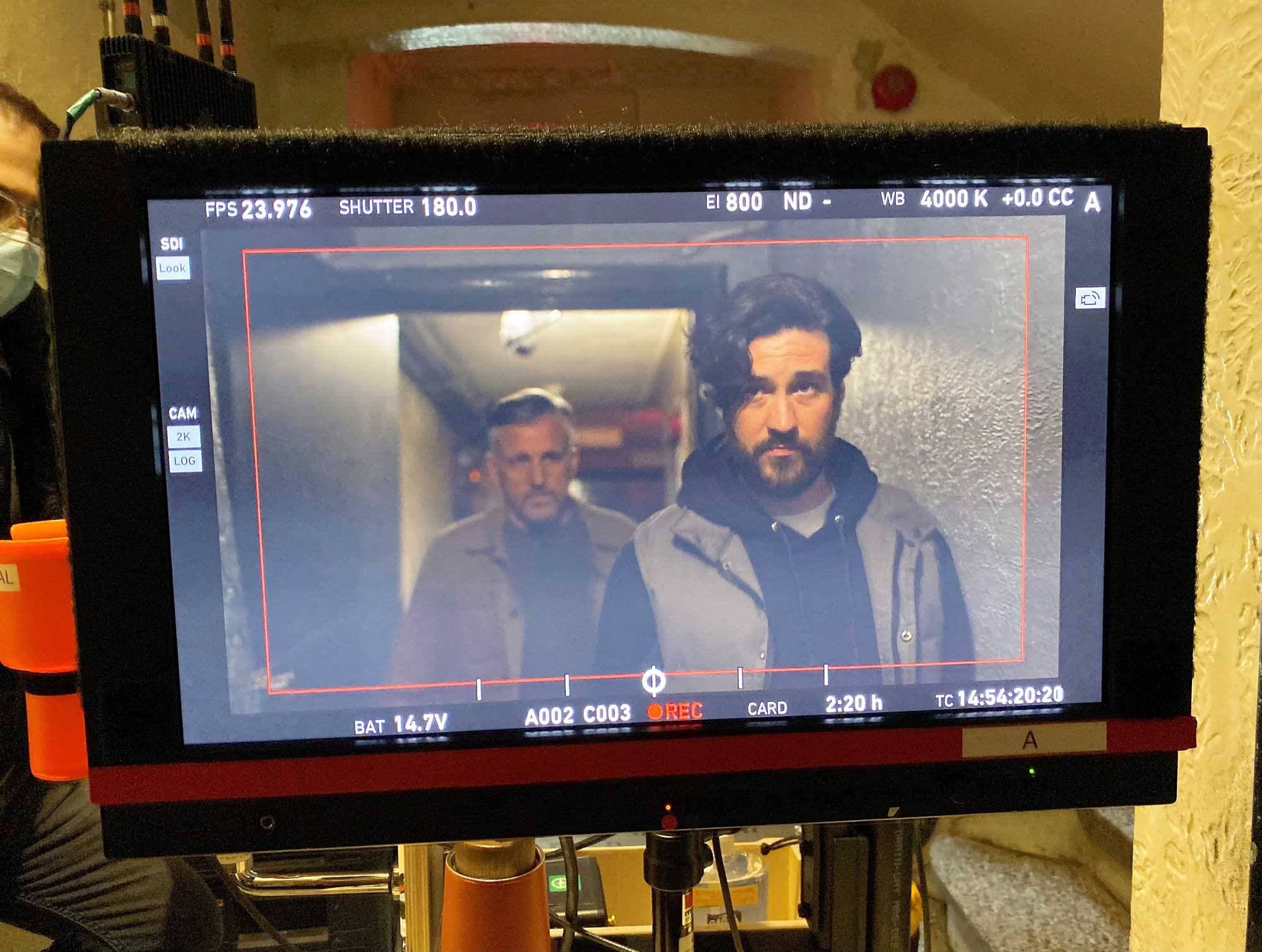 Le tournage des Honorables a repris, lundi, après une pause prolongée en raison du coronavirus. Patrick Huard et Olivier Gervais-Courchesne ont repris le collier dans l’objectif du réalisateur Louis Choquette.