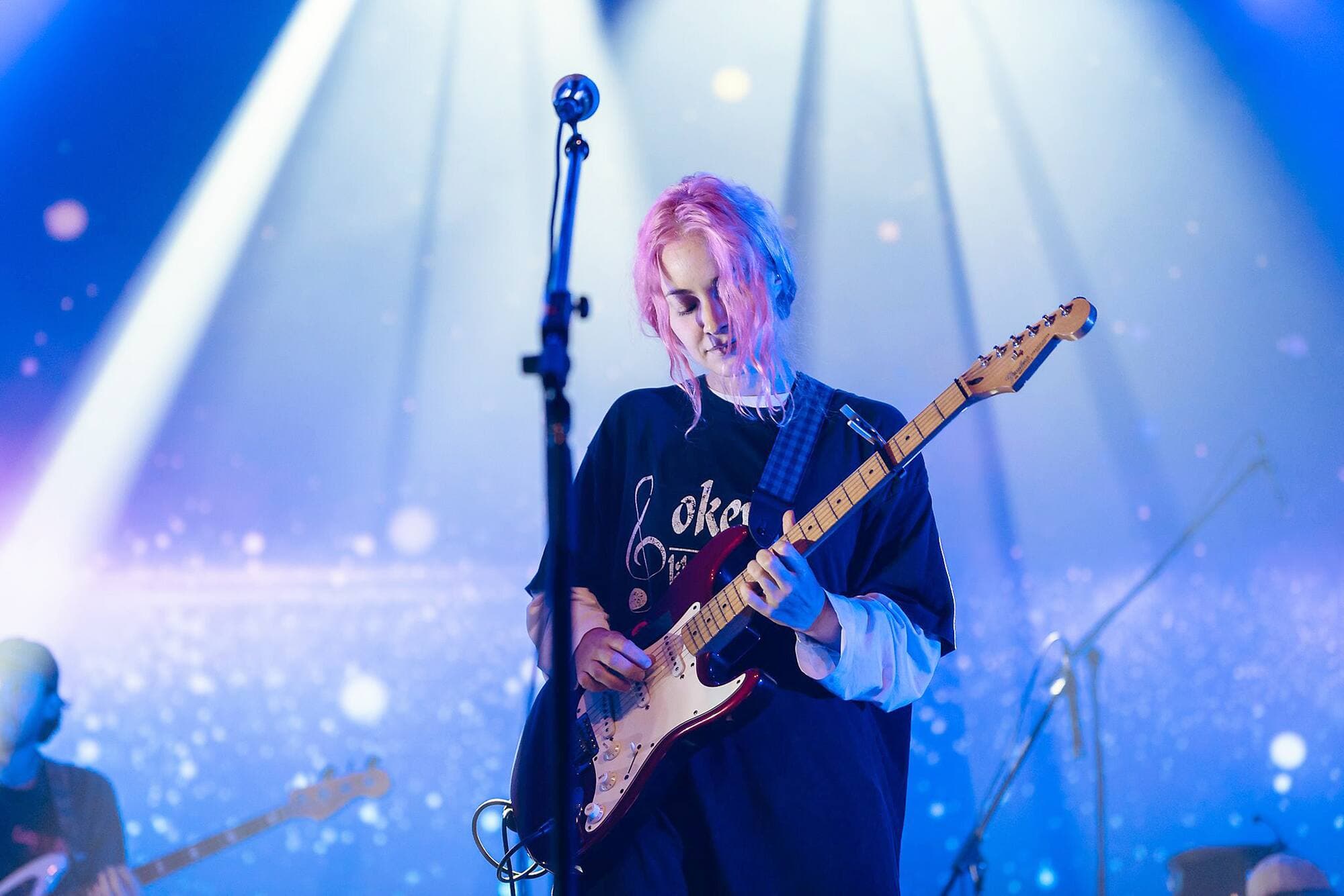 Le groupe de Québec Men I Trust, mené par la chanteuse-guitariste Emma Proulx.