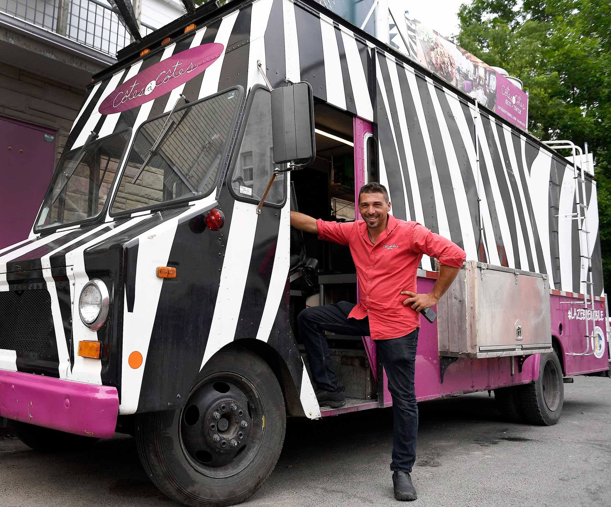 Nicolas Lavigne a un camion stationné à Fossambault-sur-le-Lac, pour toute la saison estivale, en plus d’être fréquemment au quai des Cageux et au Domaine Maizerets.