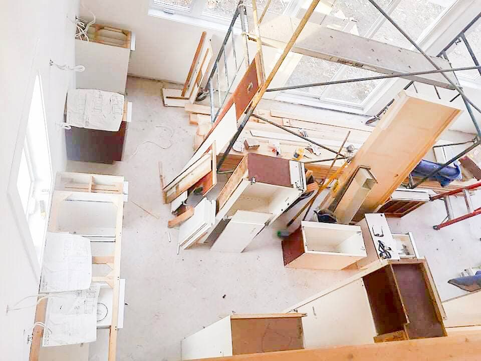 Démêler le charivari de la cuisine en pièces détachées a représenté un chantier de deux mois et demi.