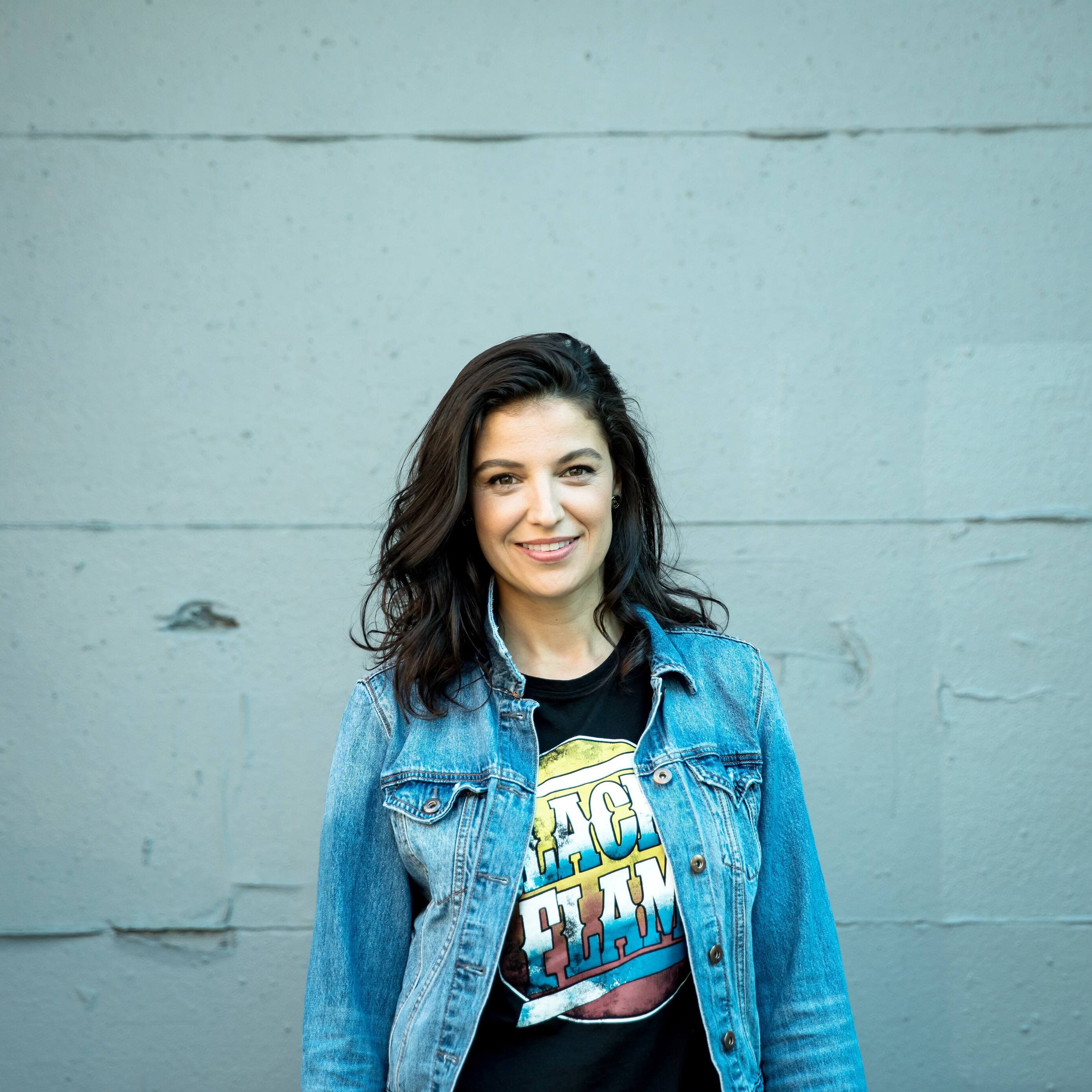 Sara Dufour tentera de séduire nos cousins français pour la deuxième fois de sa carrière.