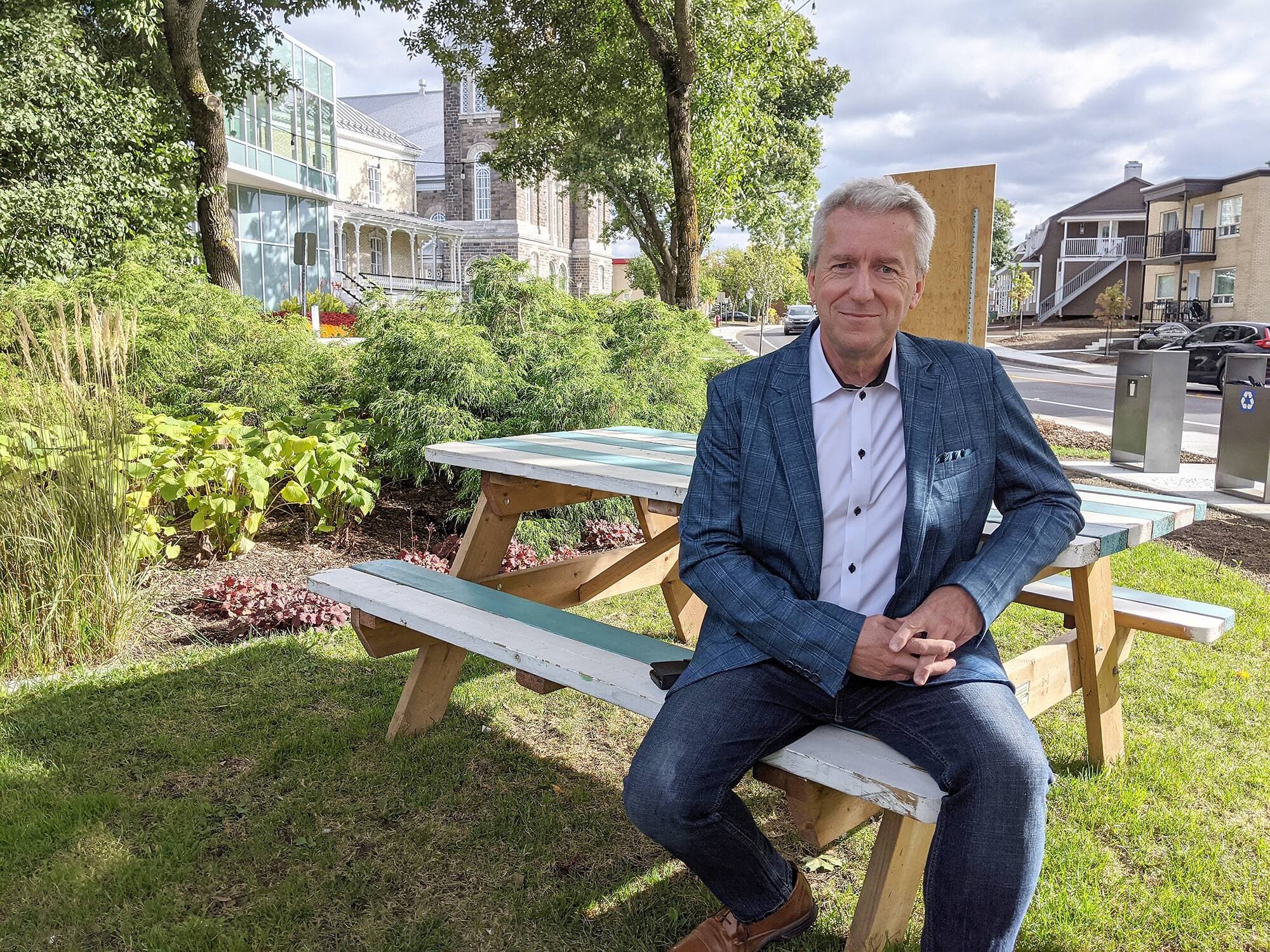 Gaétan Pageau, élu maire de L’Ancienne-Lorette il y a moins d’un an, lors d’une élection partielle, souhaite obtenir un deuxième mandat. Jusqu’à présent, aucun autre prétendant à ce poste ne s’est manifesté publiquement.