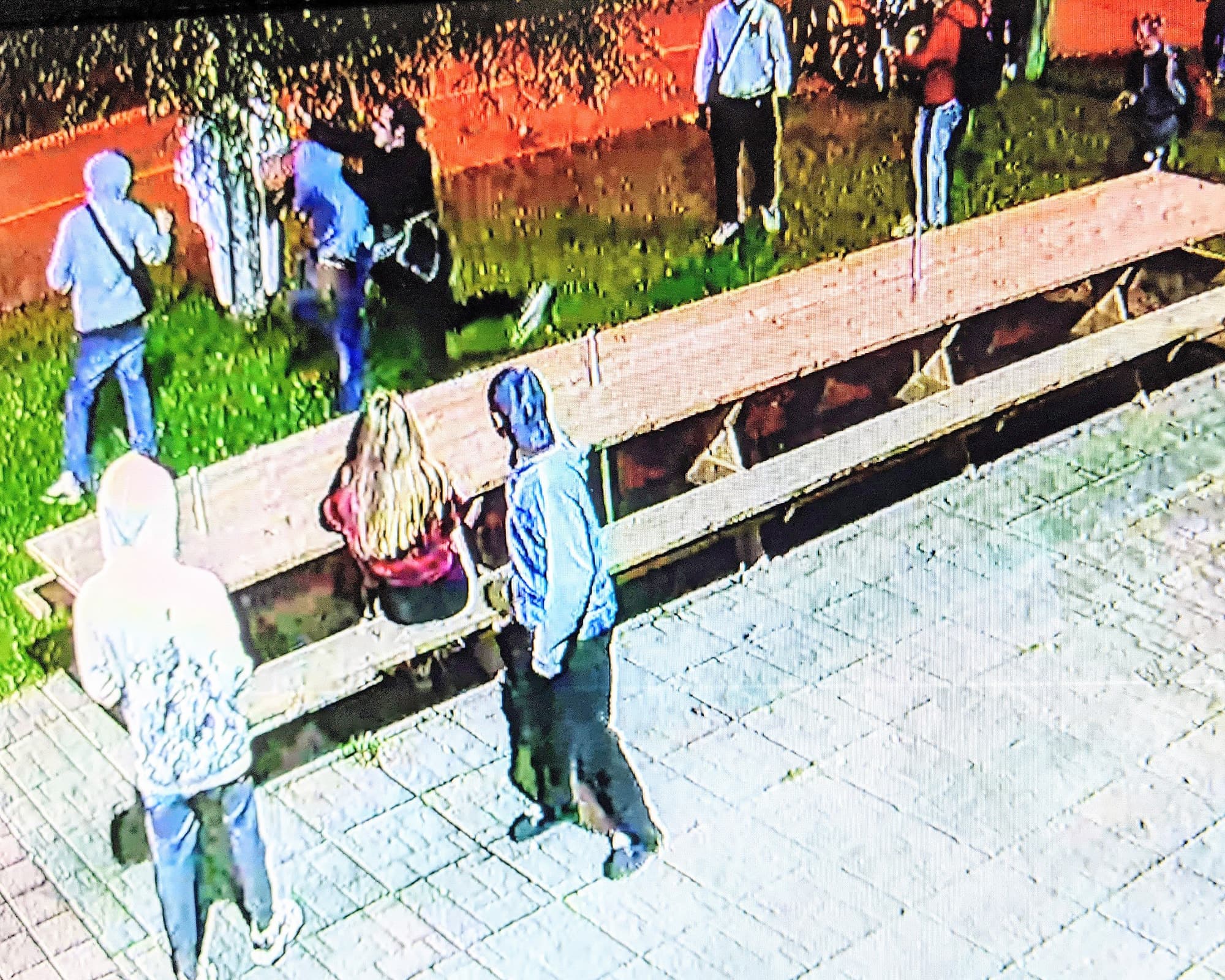 Capture d’écran d’une caméra de sécurité montrant l’agression d’Éric Guillemette.