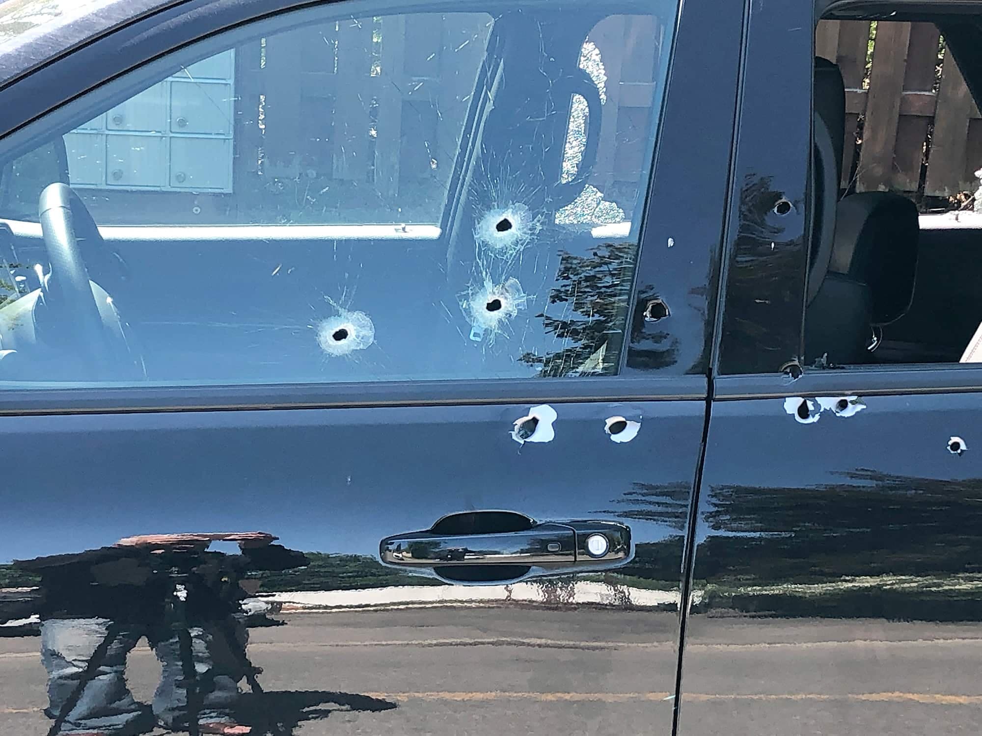 Le 29 mai, un VUS a été criblé de balles dans le secteur Pointe-aux-Trembles, un autre quartier chaud du nord-est de la ville.