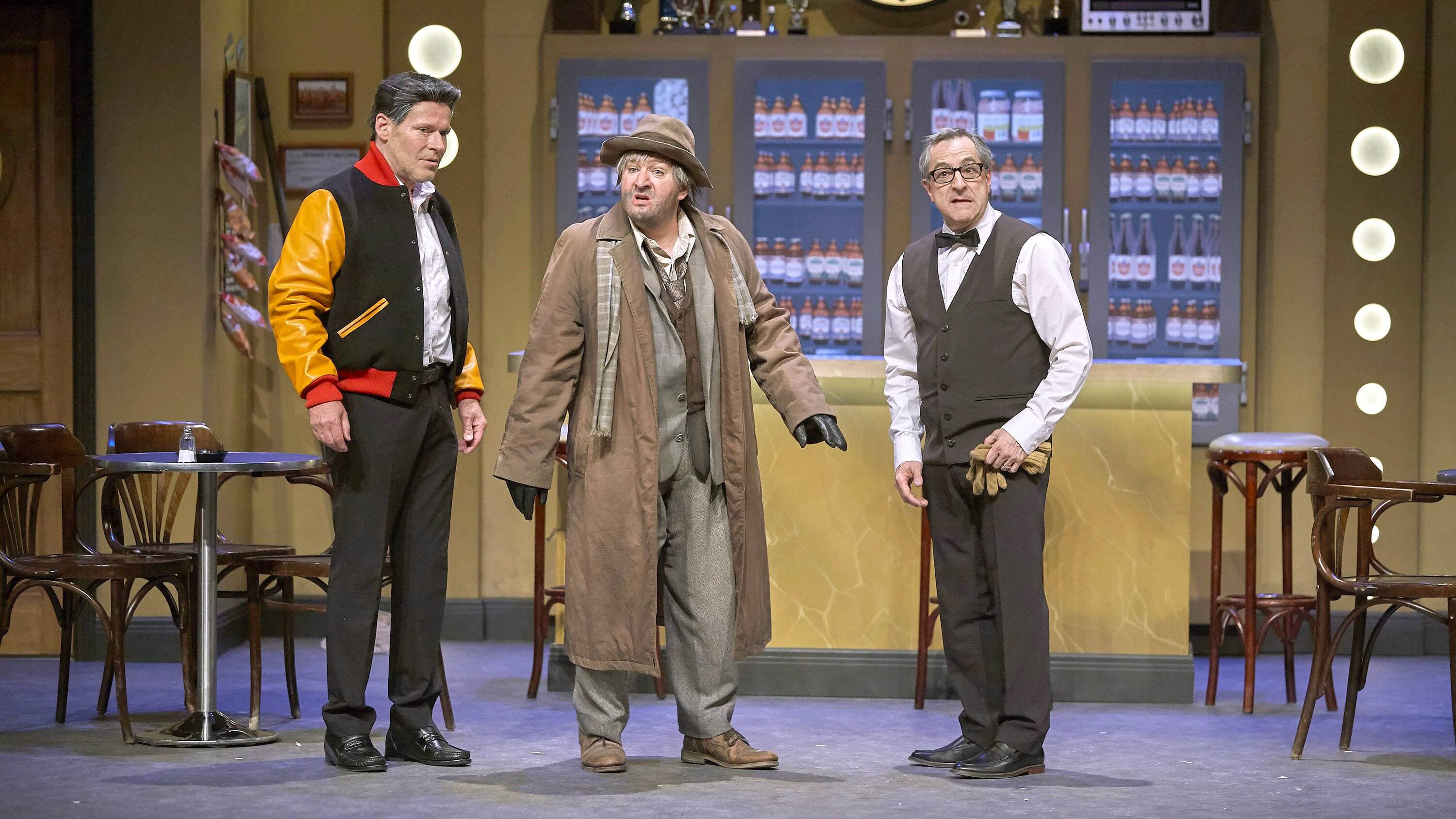 Une scène de la pièce de théâtre Broue, qui met maintenant en vedette Benoit Brière, Martin Drainville et Luc Guérin.