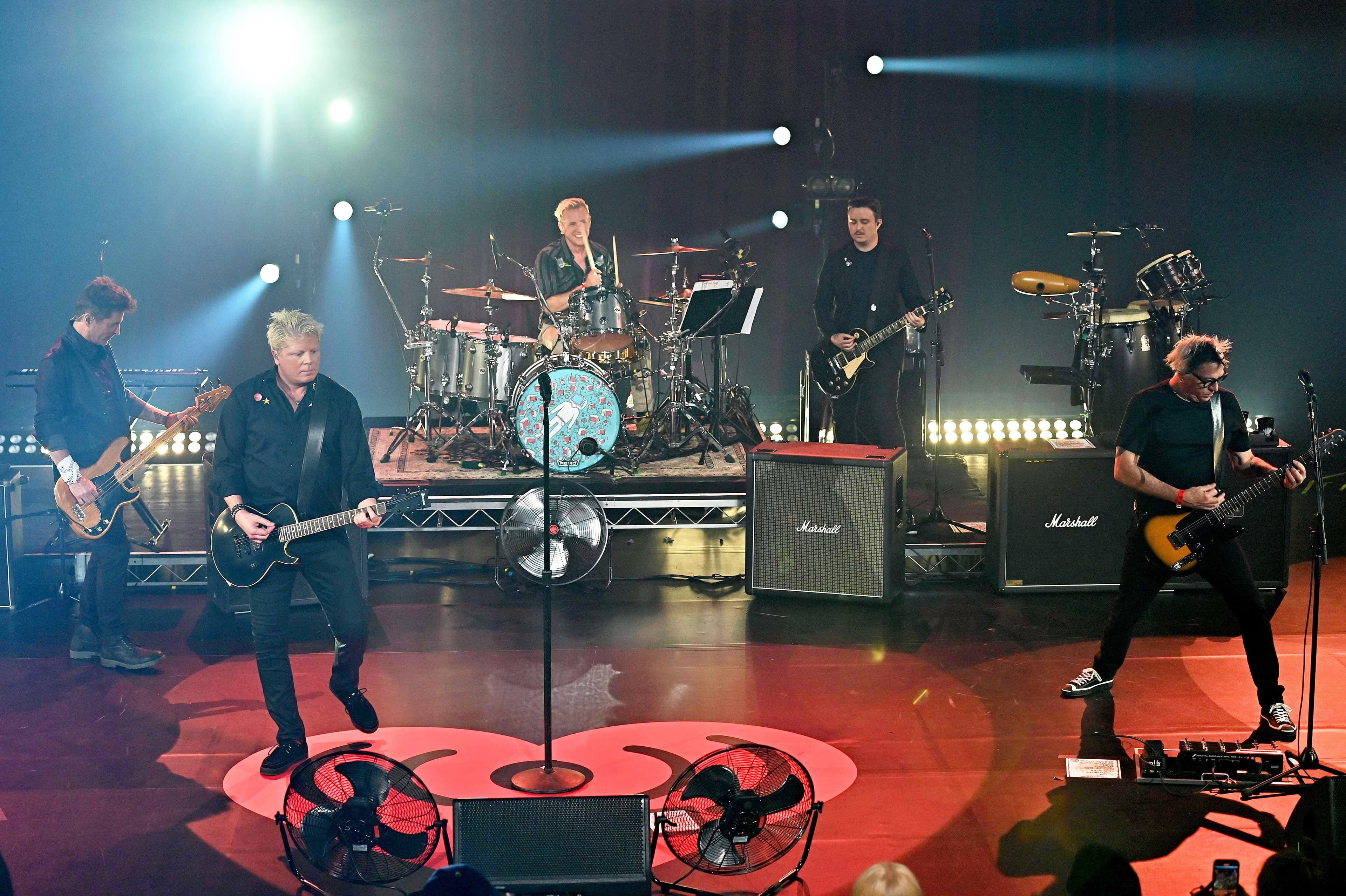 Le groupe The Offspring en concert le 12 août 2021 dans la ville de Burbank, en Californie.