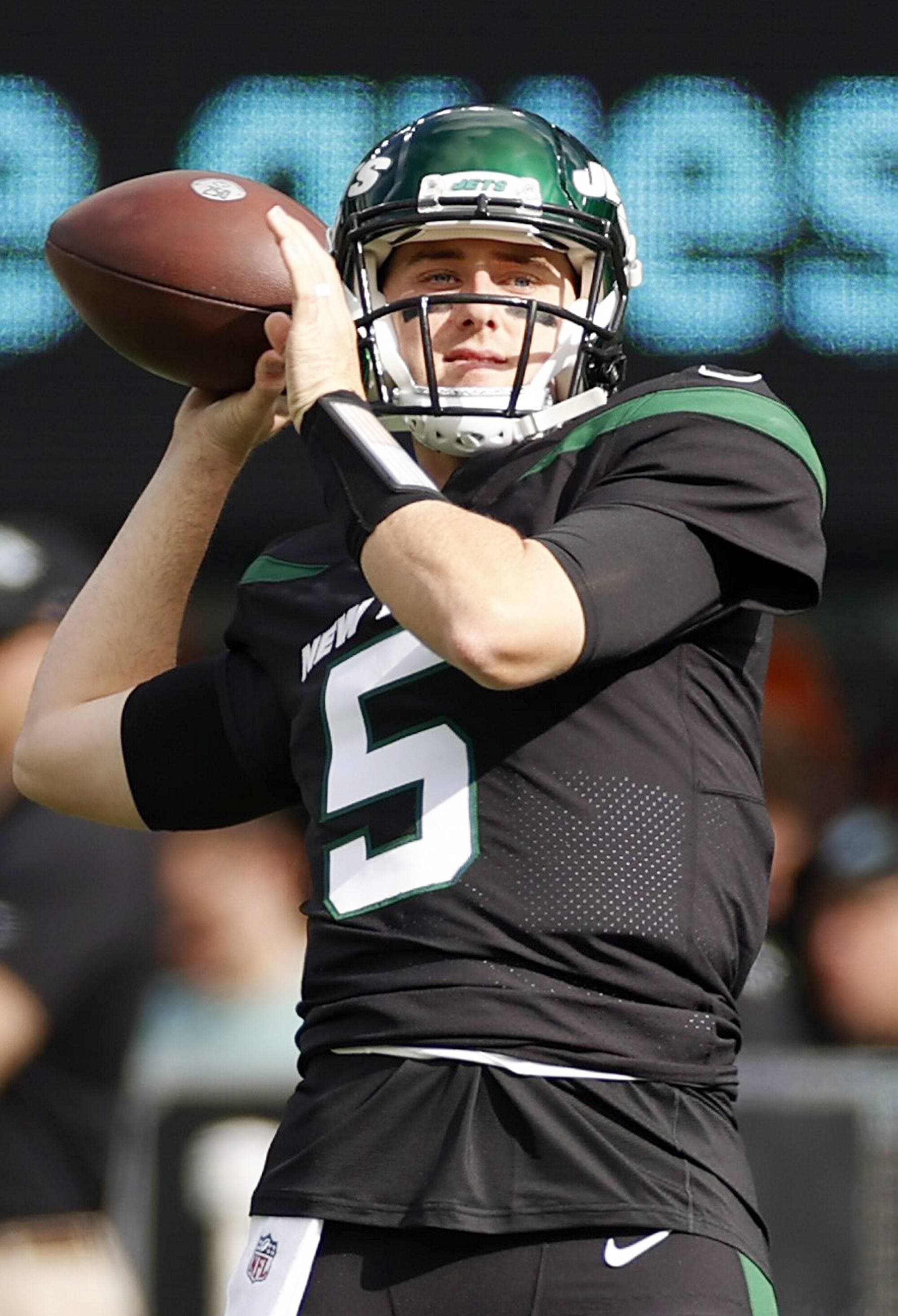 Le quart-arrière des Jets Mike White a lancé pour 405 verges et trois touchés hier.