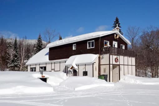 L’extérieur du chalet sur les annonces de location.