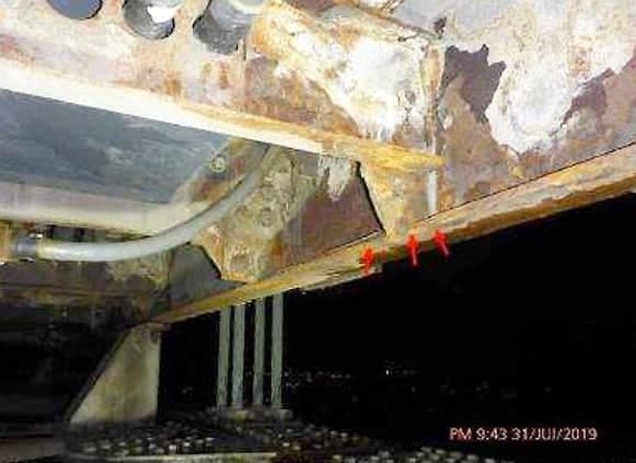 Toujours sur la structure de tablier, les commentaires indiquent de la corrosion principalement au niveau de la semelle inférieure.