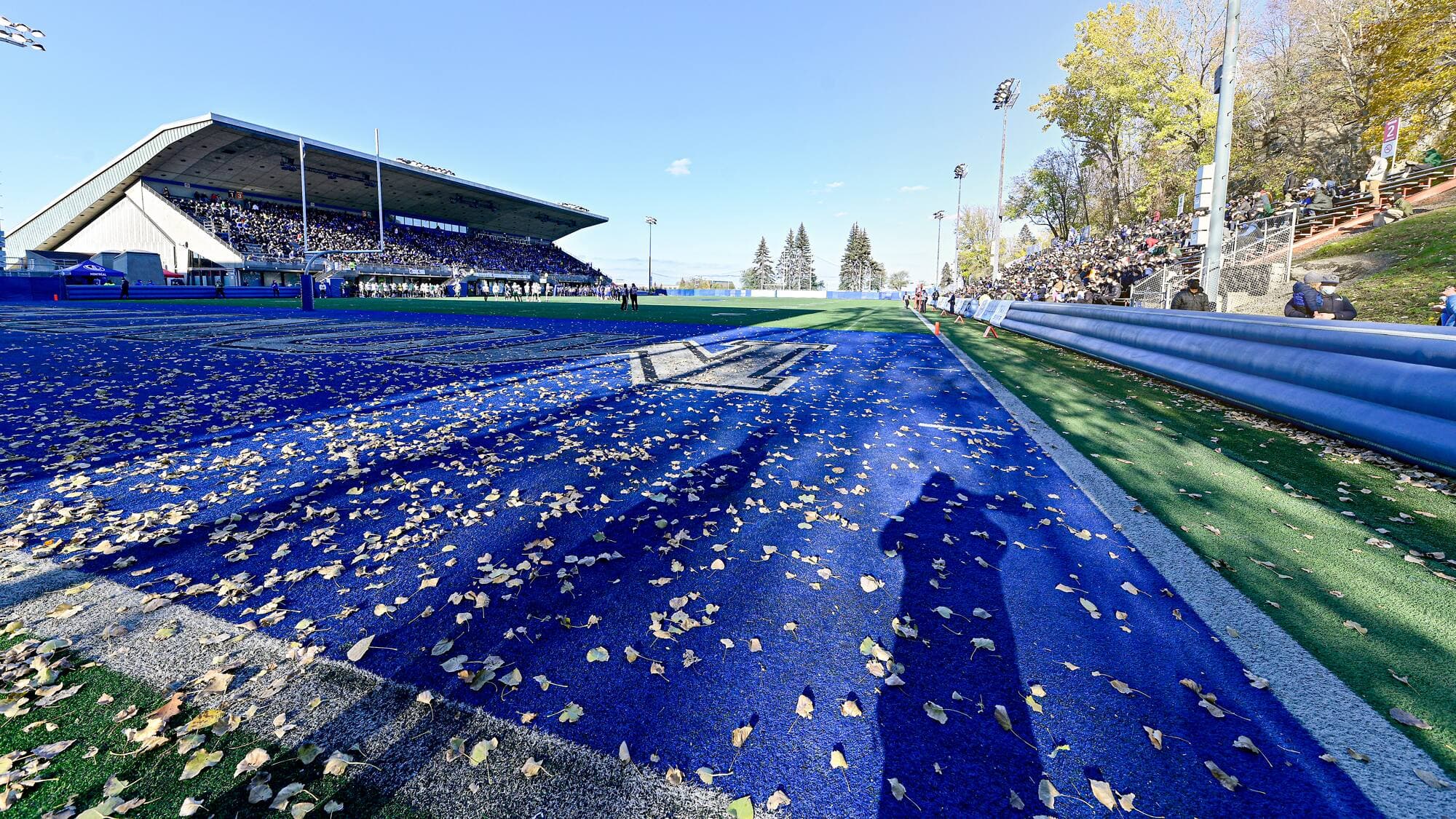 La Coupe Uteck entre les Carabins et les Huskies aura lieu au CEPSUM samedi.