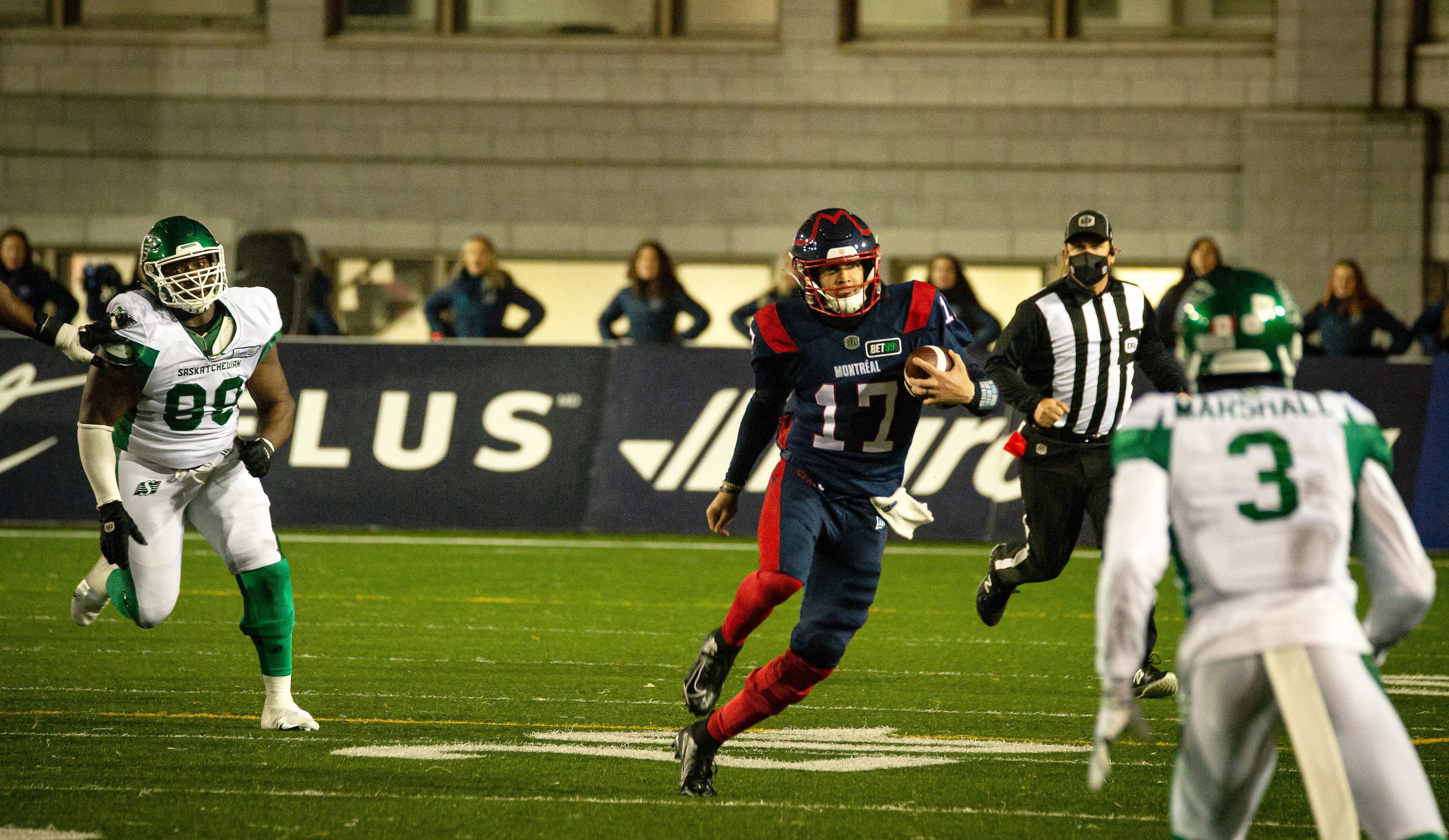 Le quart-arrière des Alouettes Trevor Harris sera dans la mire des Tiger-Cats de Hamilton dimanche.