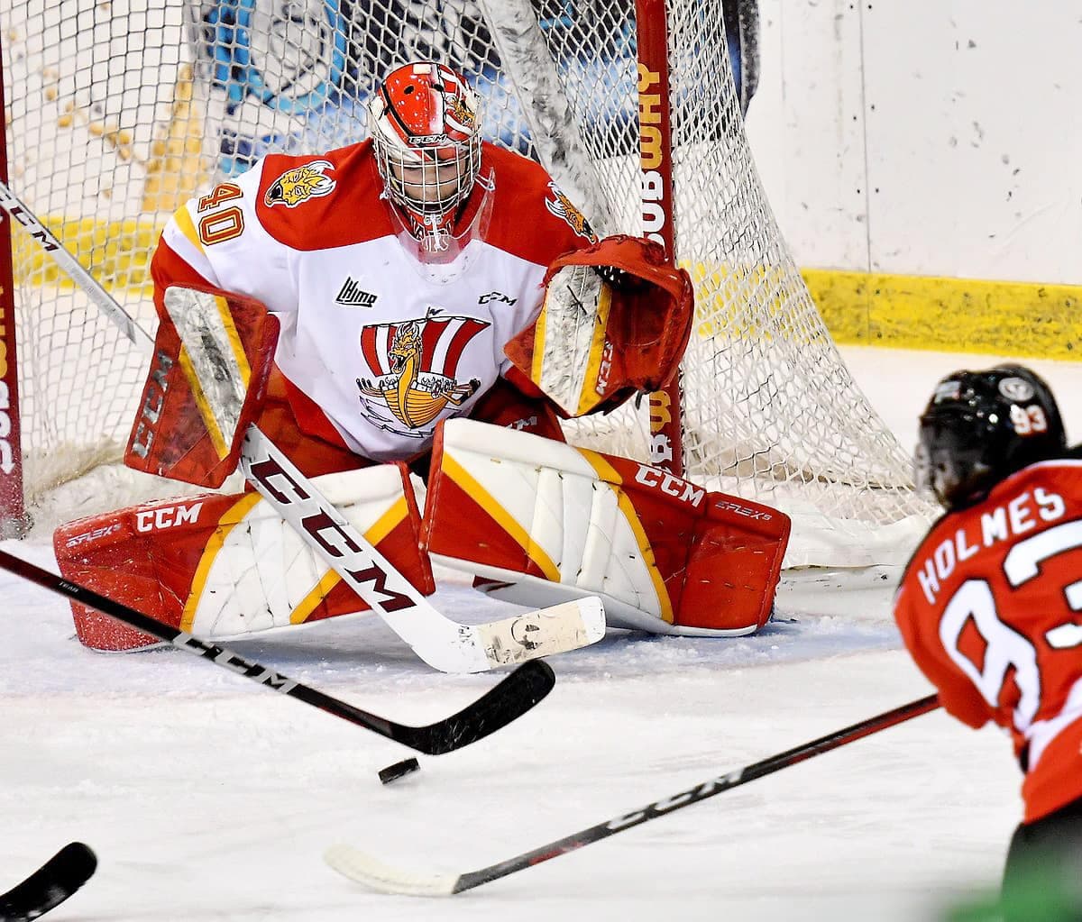 Les gardiens du Drakkar Félix Hamel et Olivier Ciarlo (sur la photo) n’ont rien pu faire contre les Huskies.