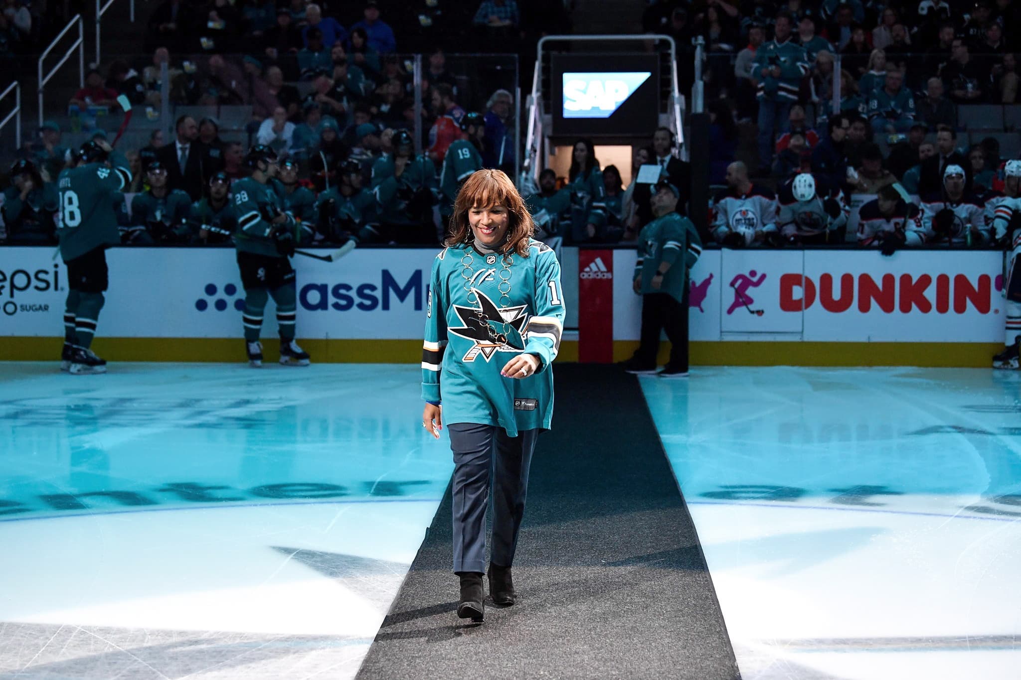 Kim Davis est celle que Gary Bettman qualifie de « guide » dans le nouveau programme mis en place pour s’attaquer aux comportements inappropriés dans le hockey.