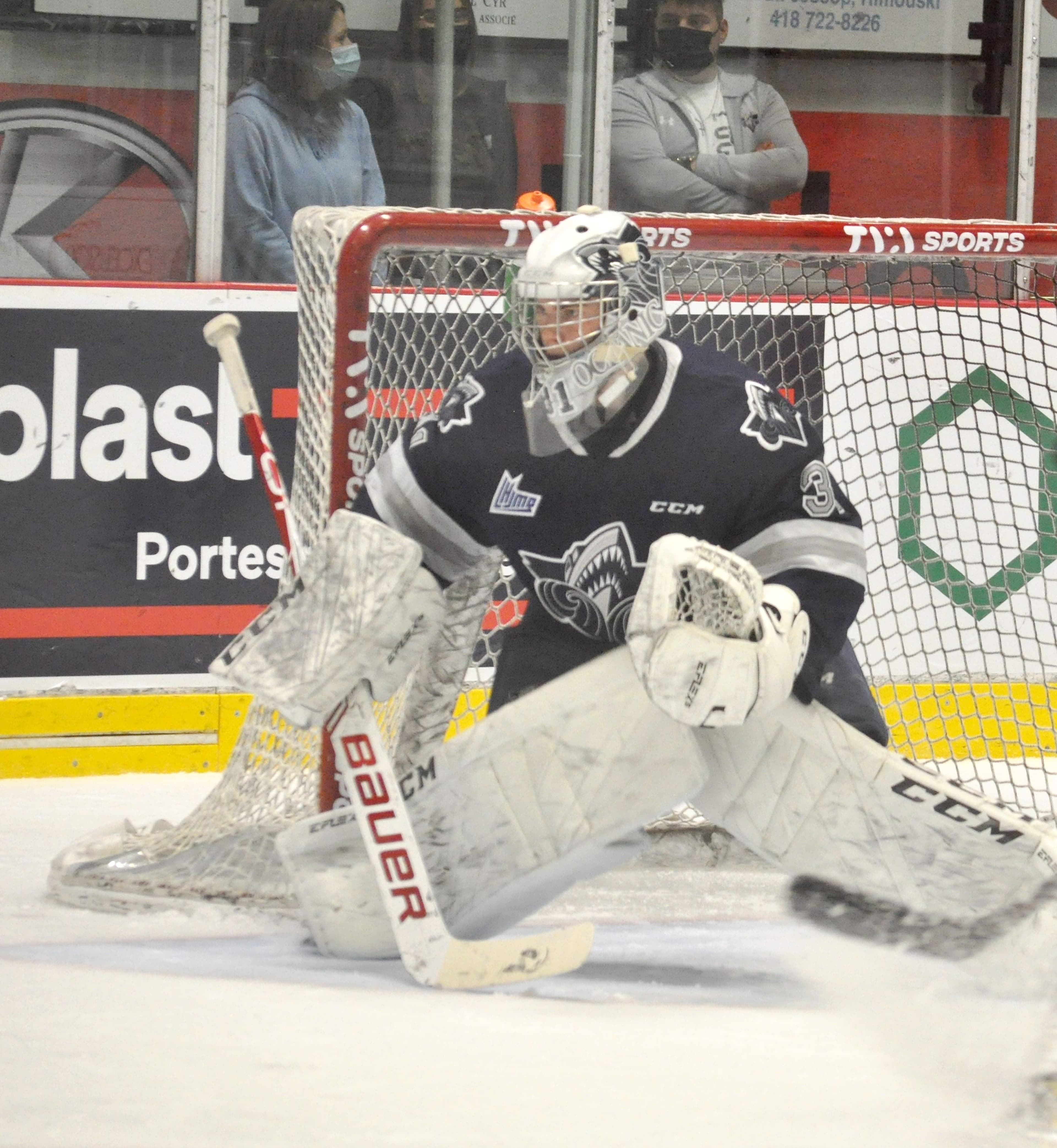 Le gardien de l’Océanic, Patrik Hamrla, a bloqué 31 rondelles dans la défaite, ce qui lui a valu la troisième étoile de la rencontre.