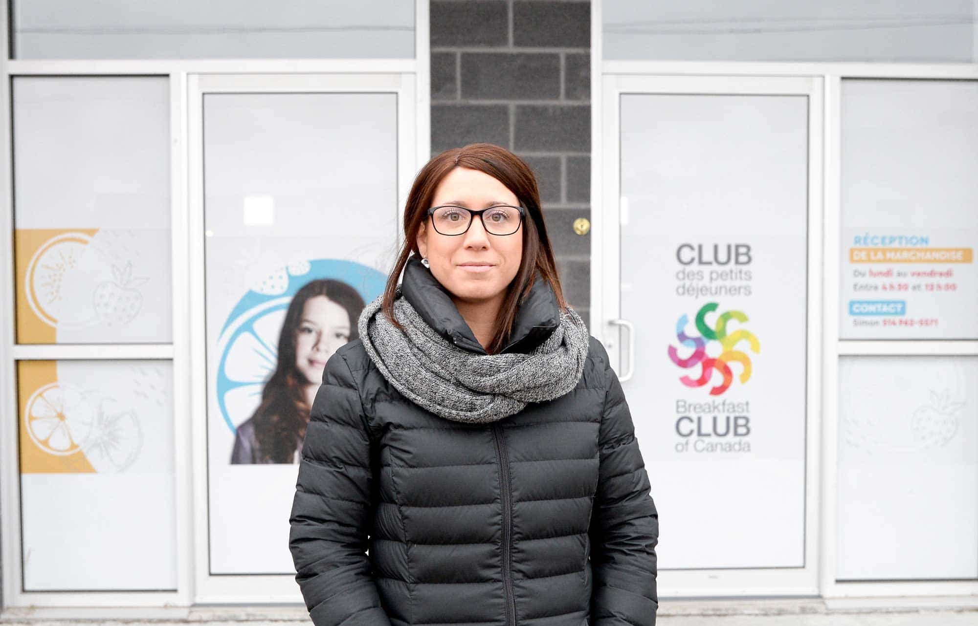 Claudine Dessureault, responsable des achats et de l’inventaire au Club des petits déjeuners, doit jongler avec la hausse des prix des aliments et des transports tout en s’assurant de servir un repas équilibré à des milliers d’enfants québécois.
