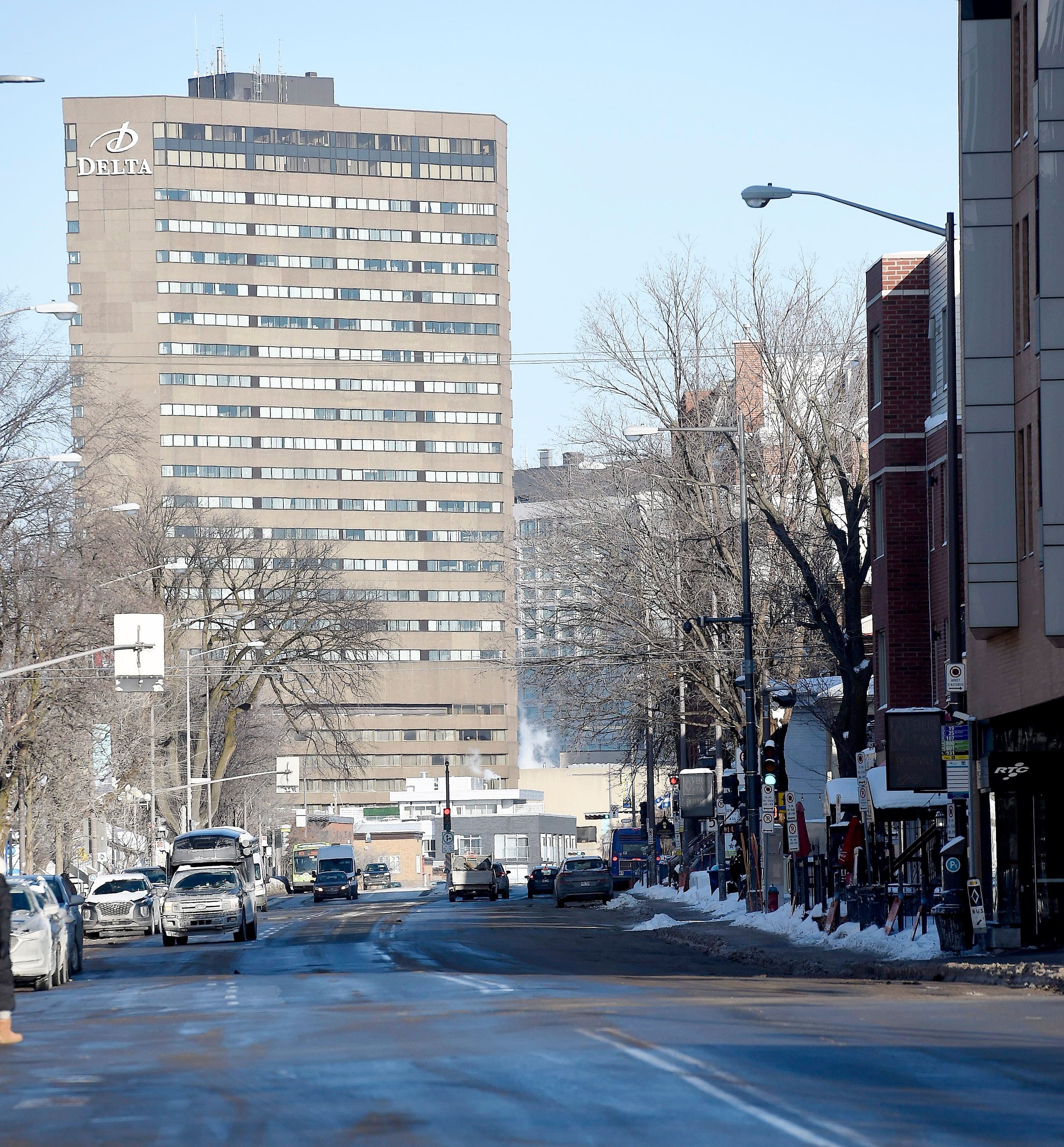 Le maire de Québec, Bruno Marchand, veut que divers moyens de transport cohabitent sur le boulevard René-Lévesque : tramway, automobile, vélo, marche, etc.