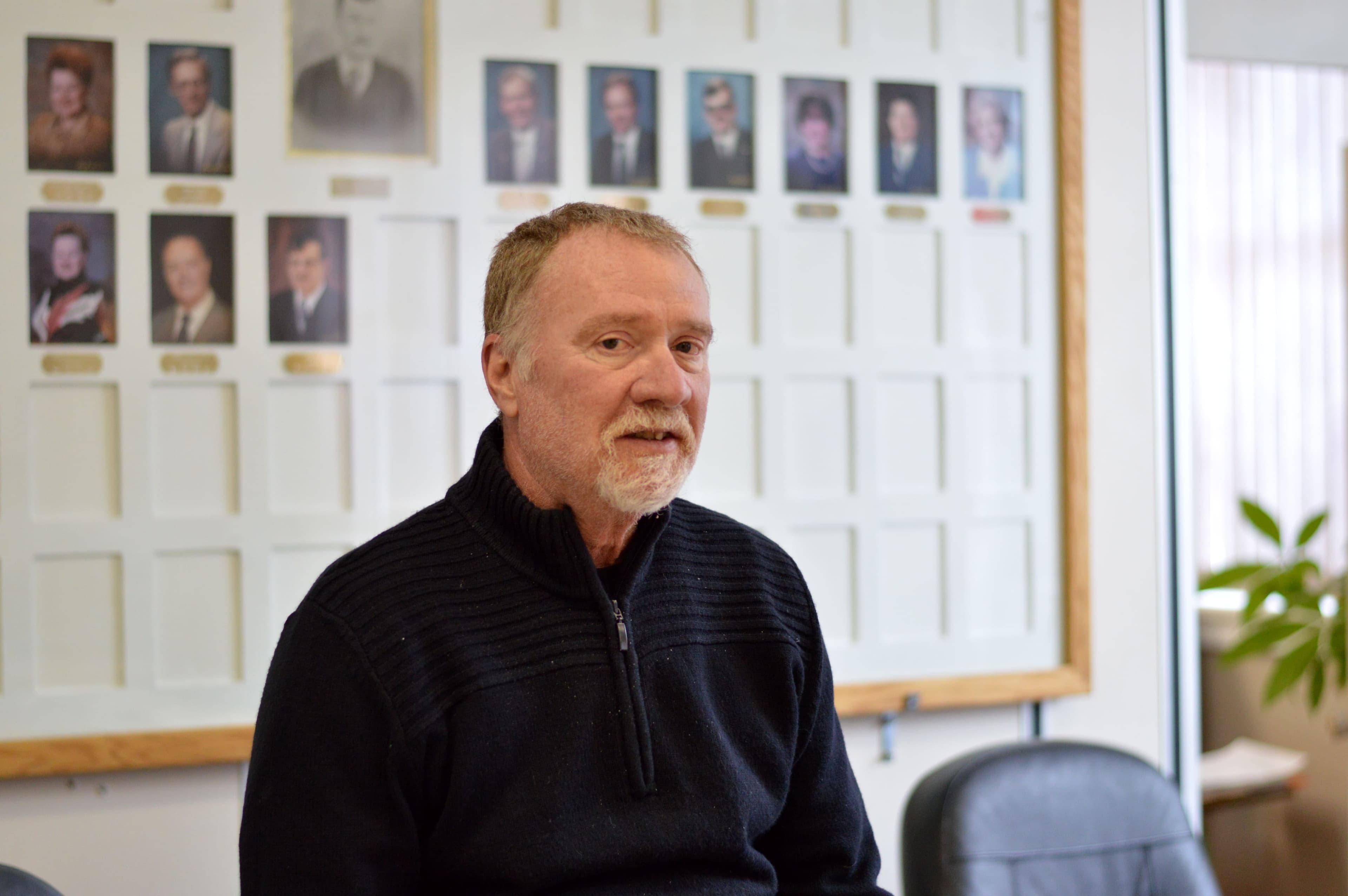 Le sujet de la vaccination divise dans la communauté de Shawville. Son maire, Bill McCleary, a encore en mémoire la petite commotion provoquée par des anti-vaccins après l’imposition du passeport vaccinal à l’aréna local à la mi-novembre.