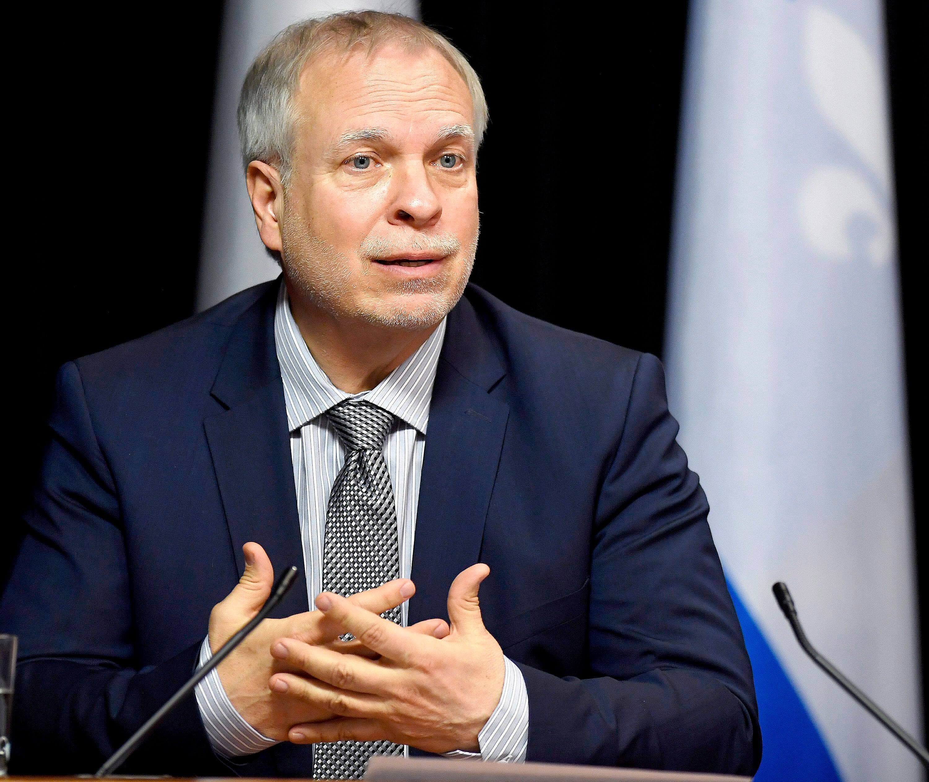 Le passeport vaccinal et le port du masque obligatoire à l’école et dans les lieux publics resteront en vigueur au moins jusqu’au 14 mars. «Après, on verra», a répété mercredi le Dr Luc Boileau.