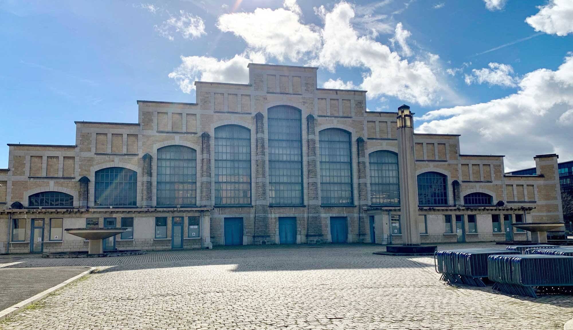Une foule de 10 000 personnes est attendue à la Halle Tony-Garnier, à Lyon, où sera lancée la série de cinq concerts des Cowboys Fringants en sol européen.