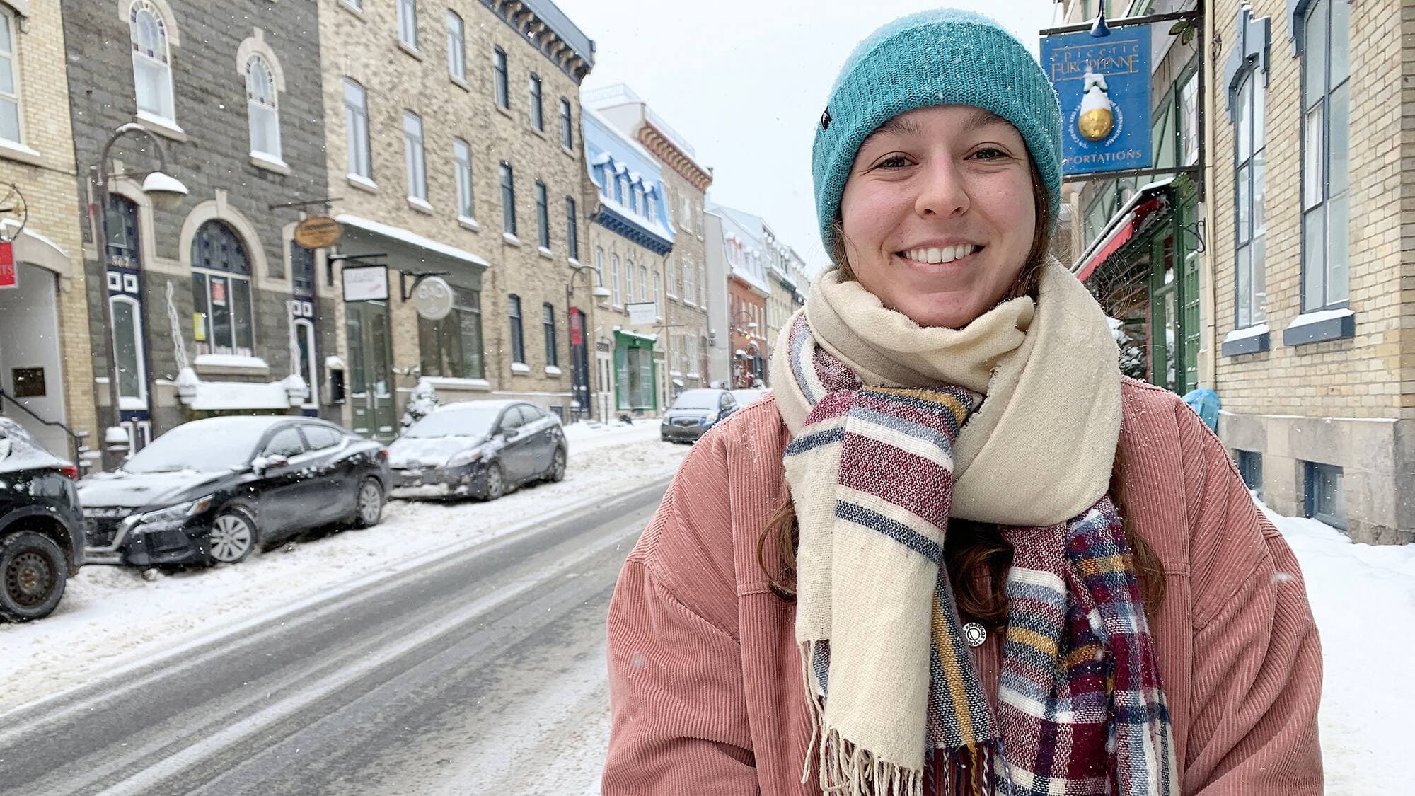 Maria Tremblay est heureuse de retrouver enfin la quiétude de son quartier après le départ des manifestants.