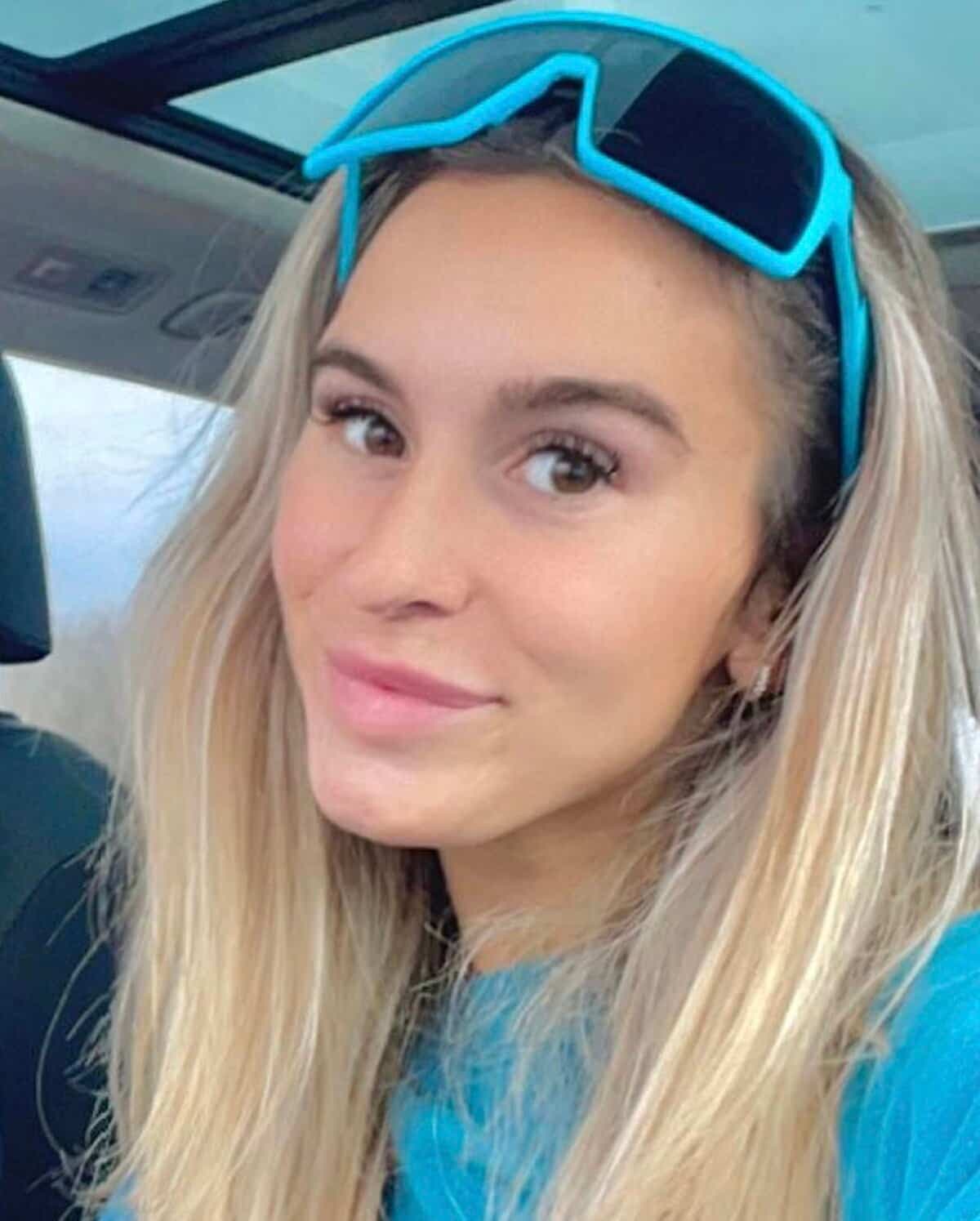 Cindy Letiecq-Hull, une policière de 26 ans au Service de police de Saguenay, a plaidé coupable de voies de fait contre une collègue de travail le 31 mars 2022, au restaurant La Voie Maltée de Chicoutimi.