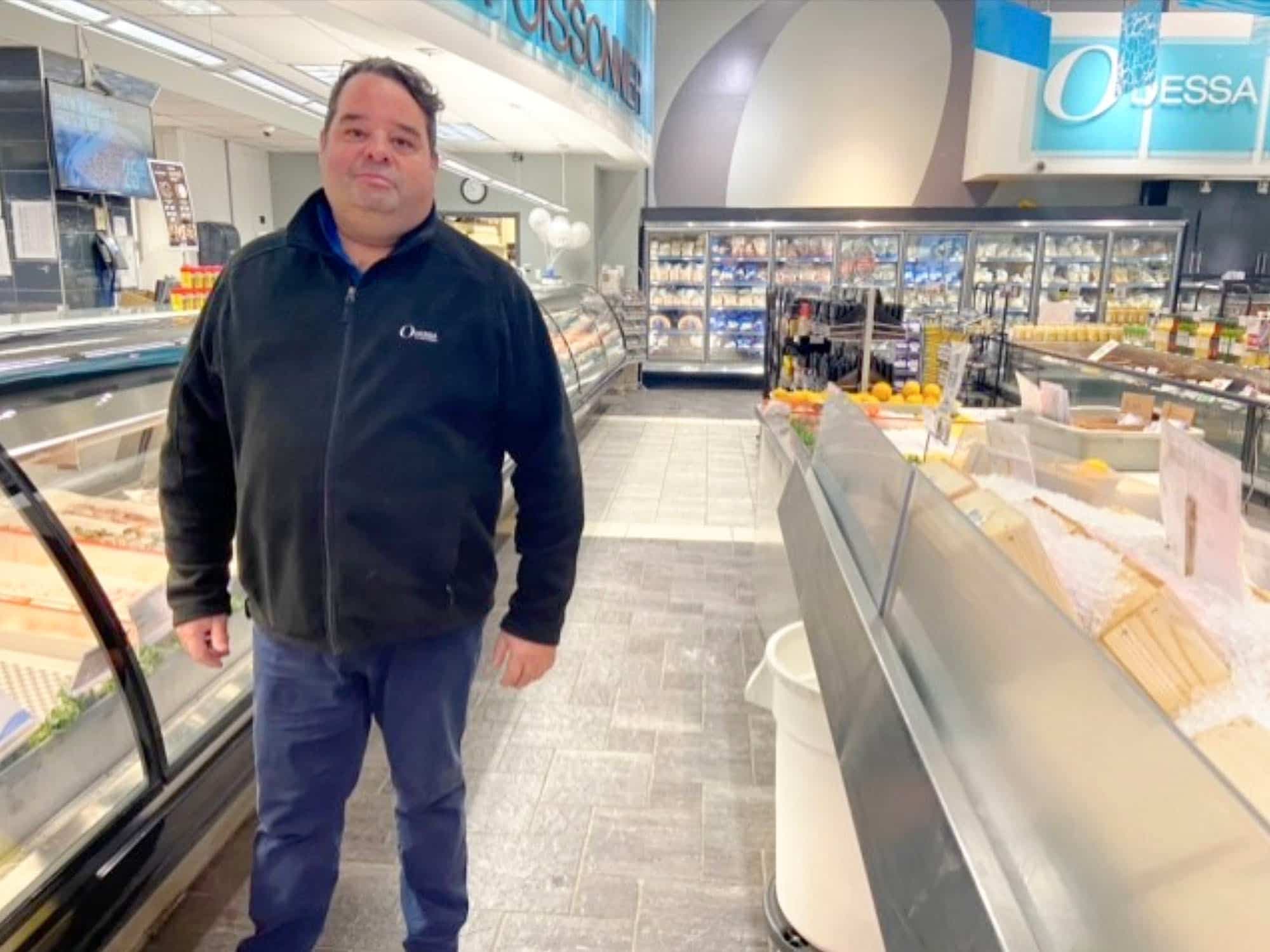 Éric Lussier, des poissonneries Odessa, s’attend à ce que les prix du homard soient plus élevés que jamais.