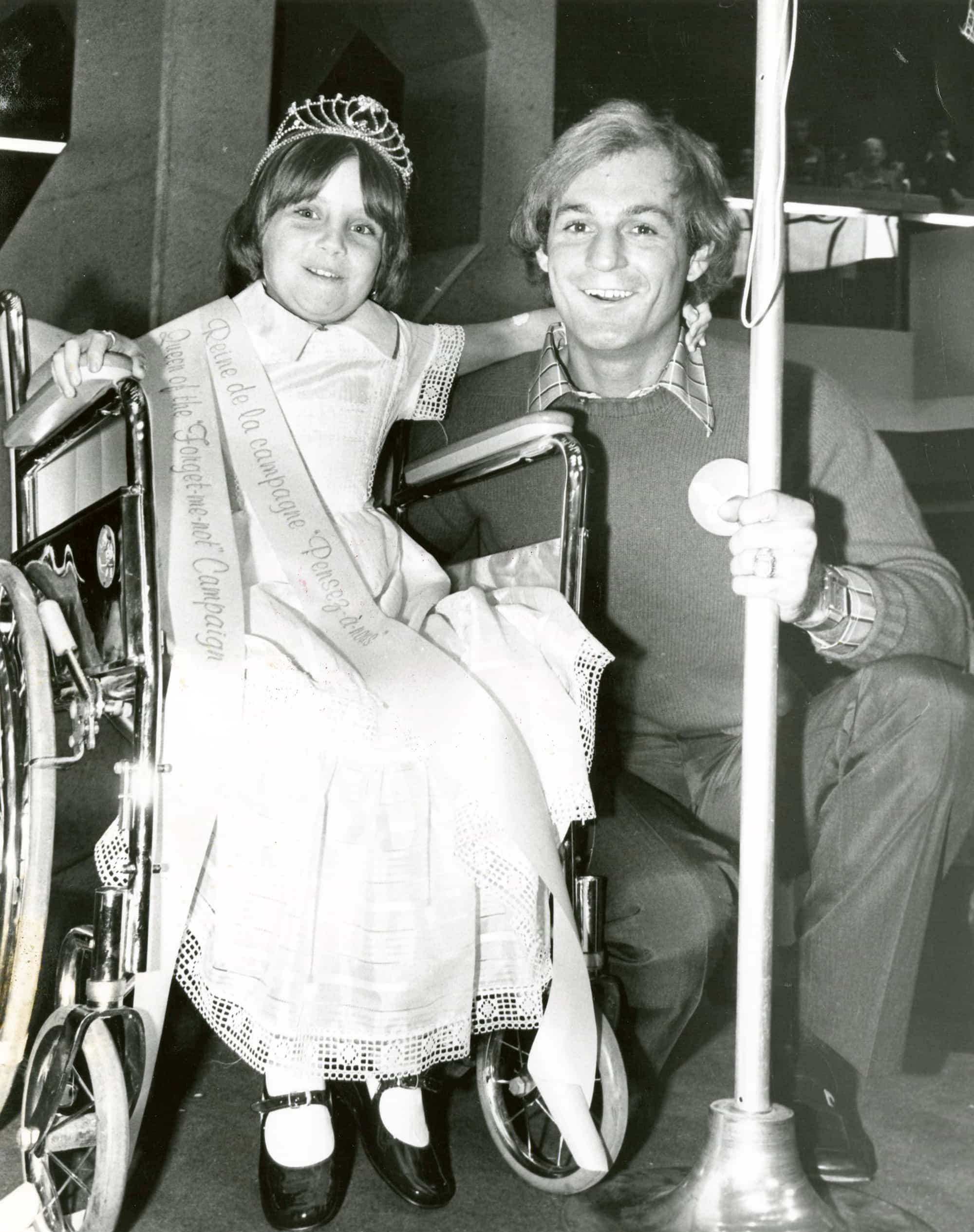 Martine Miville, 11 ans, coparrainait une campagne de financement avec Guy Lafleur en 1977.