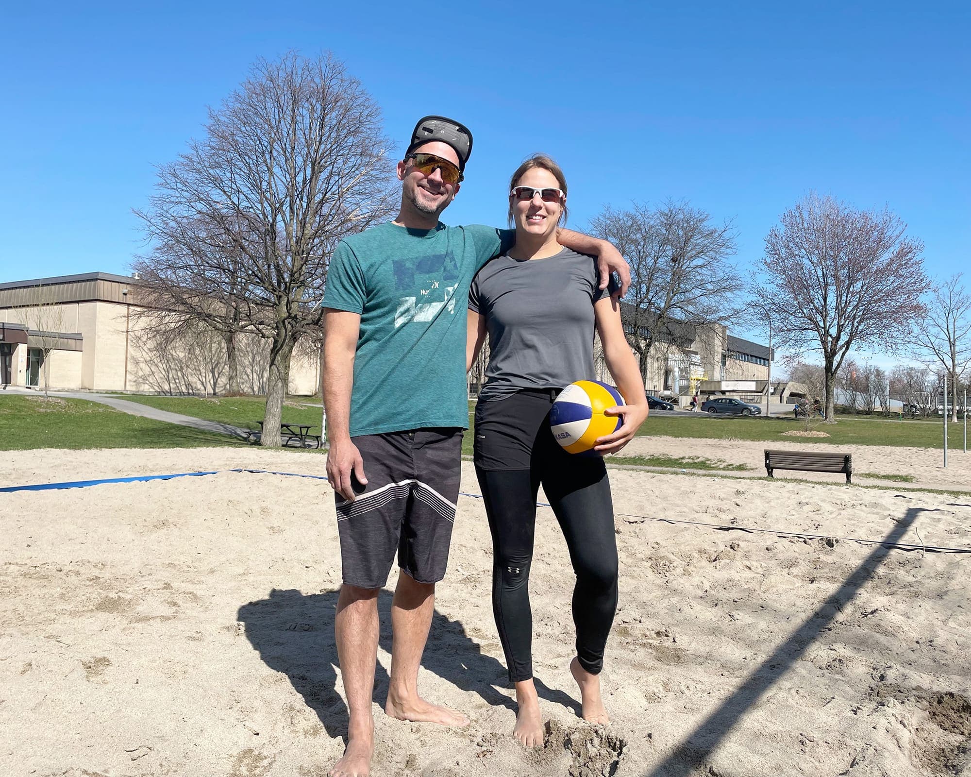 Yan Vachet et Lysandre Cadori jouaient une partie de volleyball au parc du Père-Marquette.