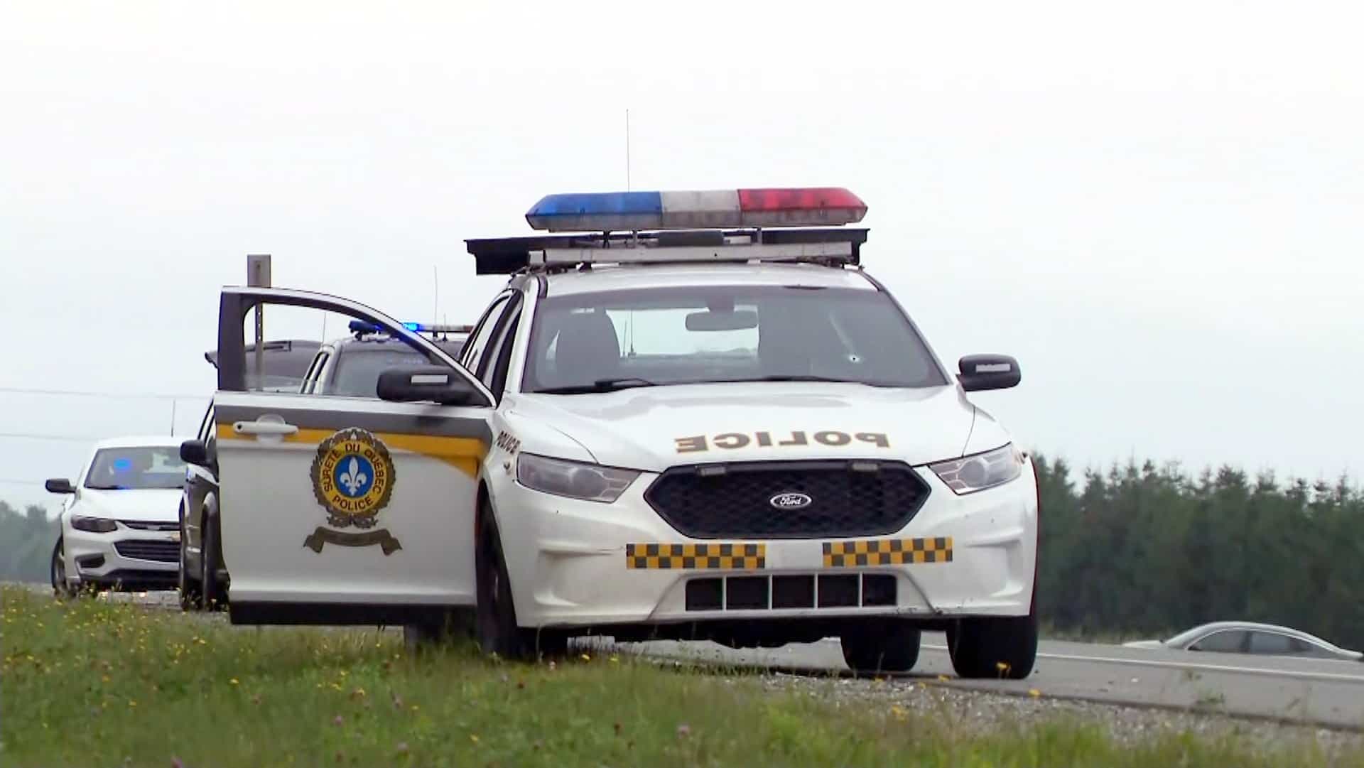 La policière Catherine Giroux a été atteinte par un projectile tiré à travers le pare-brise de son autopatrouille, le 18 août 2021, à Sainte-Marie, en Beauce.