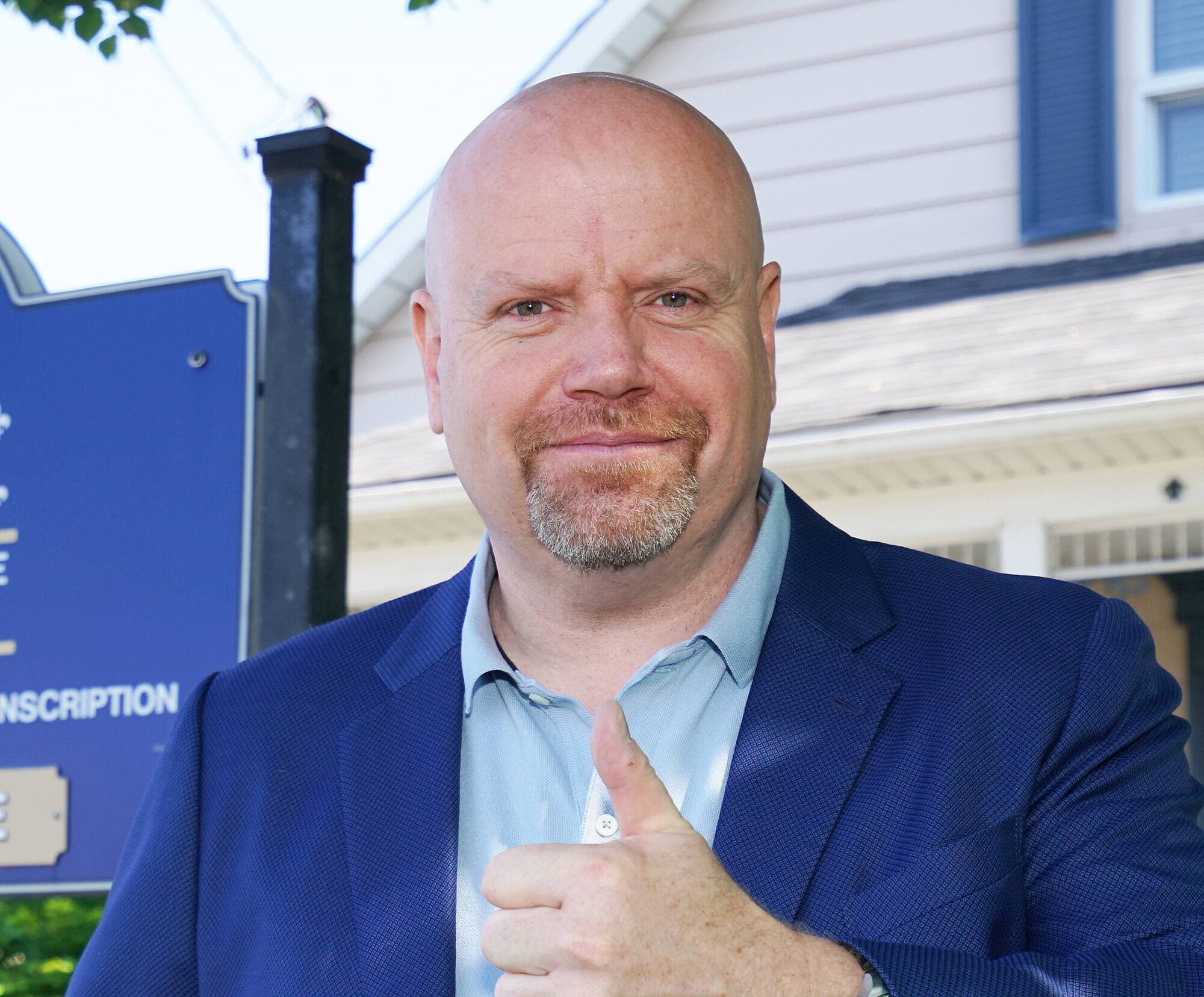 Ian Lafrenière. Ministre