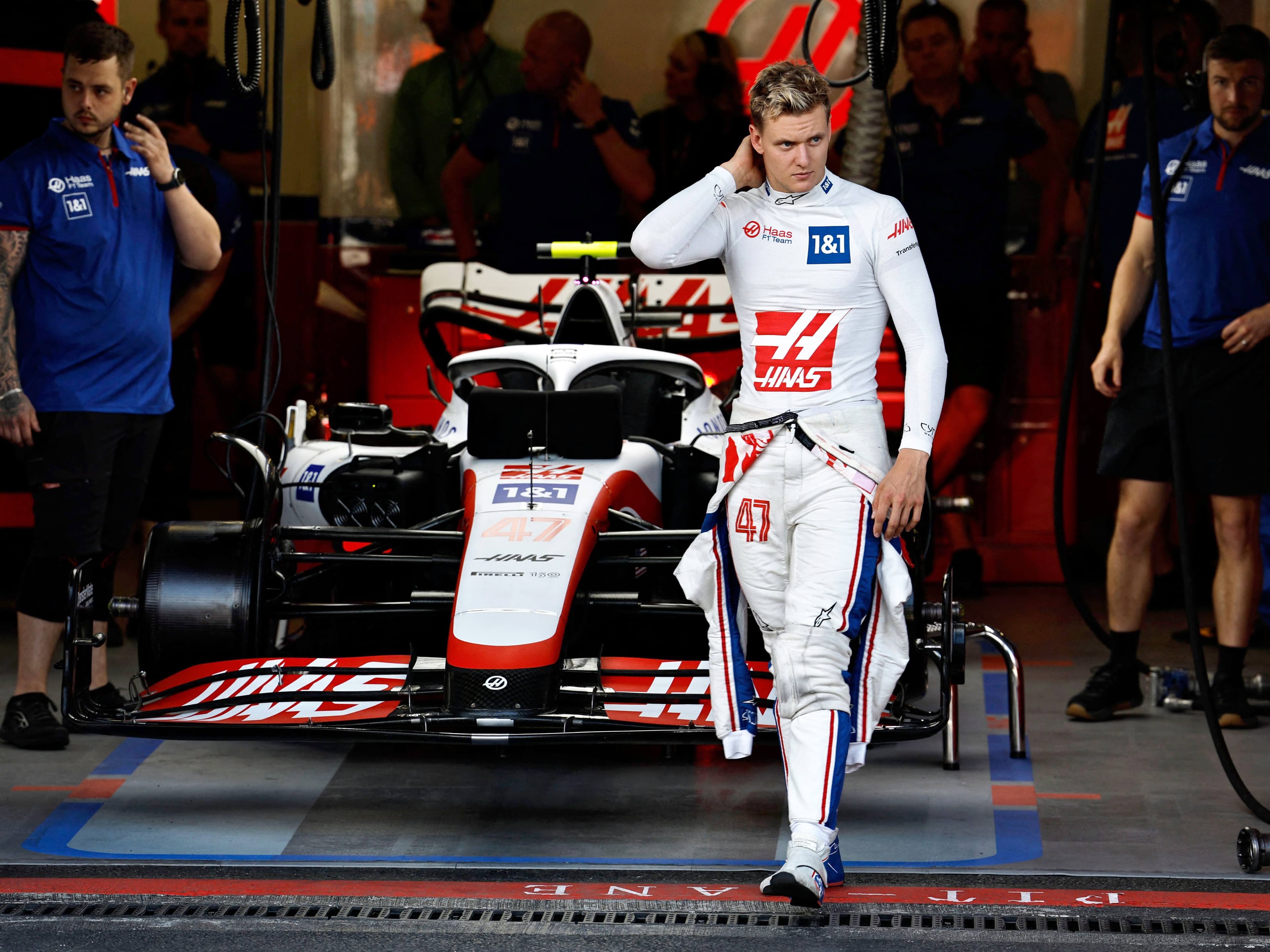 Mick Schumacher à quelques minutes de participer aux qualifications au Grand Prix d’Azerbaïdjan samedi dernier.