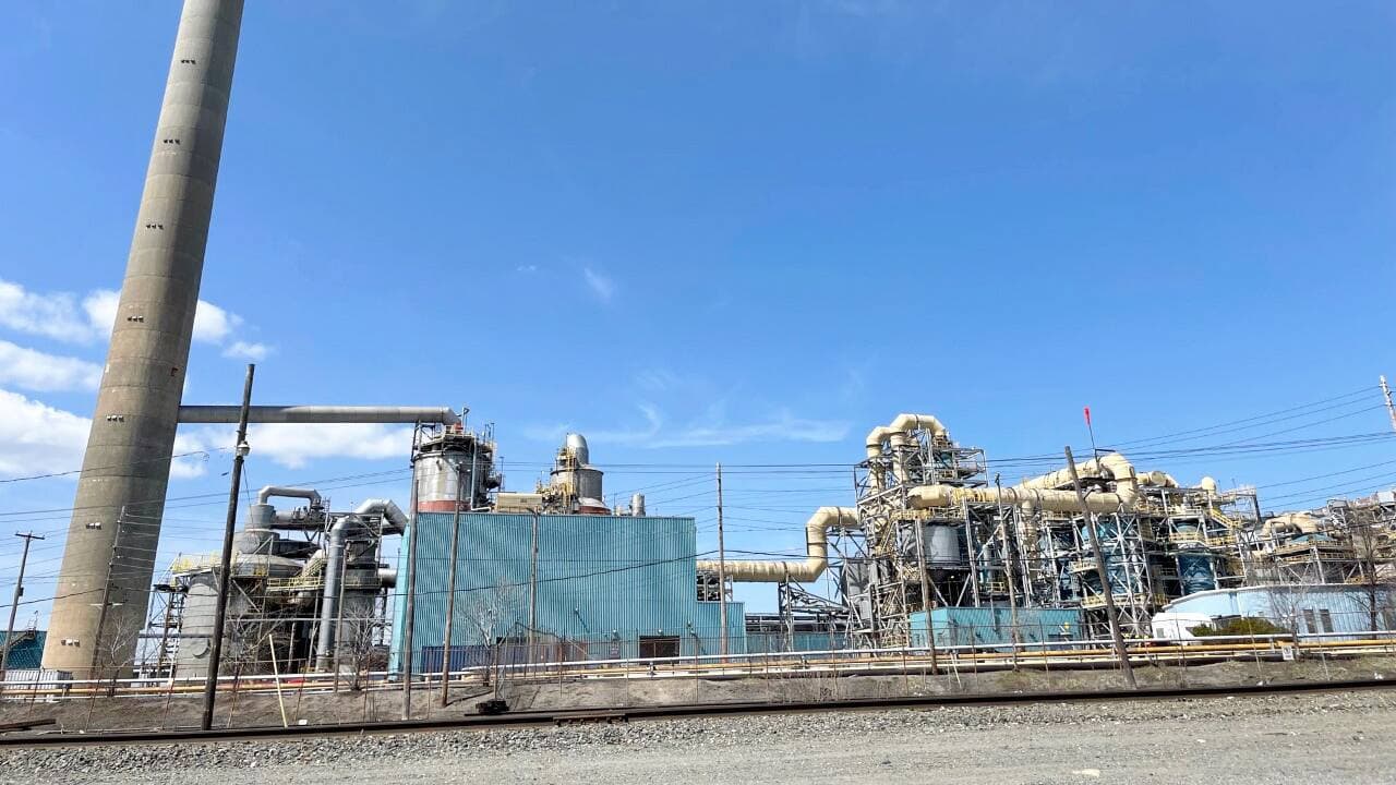 En activité depuis 1927, la Fonderie Horne est située à Rouyn-Noranda, au Québec.