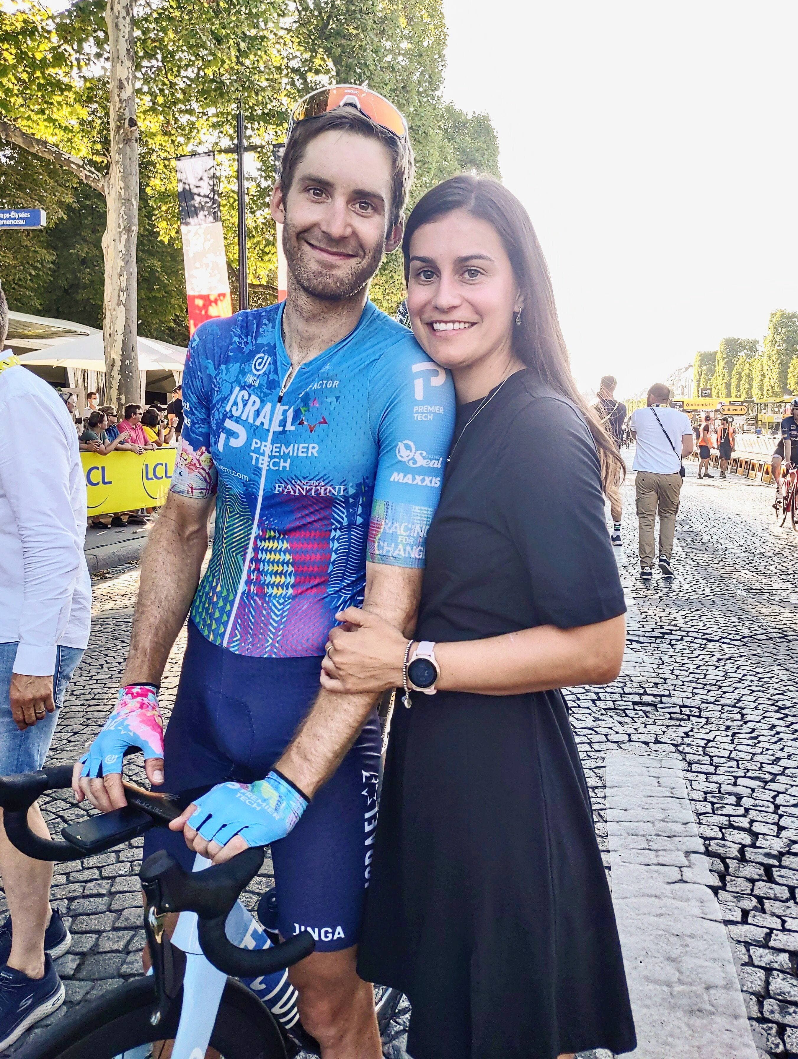 Hugo Houle en compagnie de sa conjointe, Stéphanie Matteau.