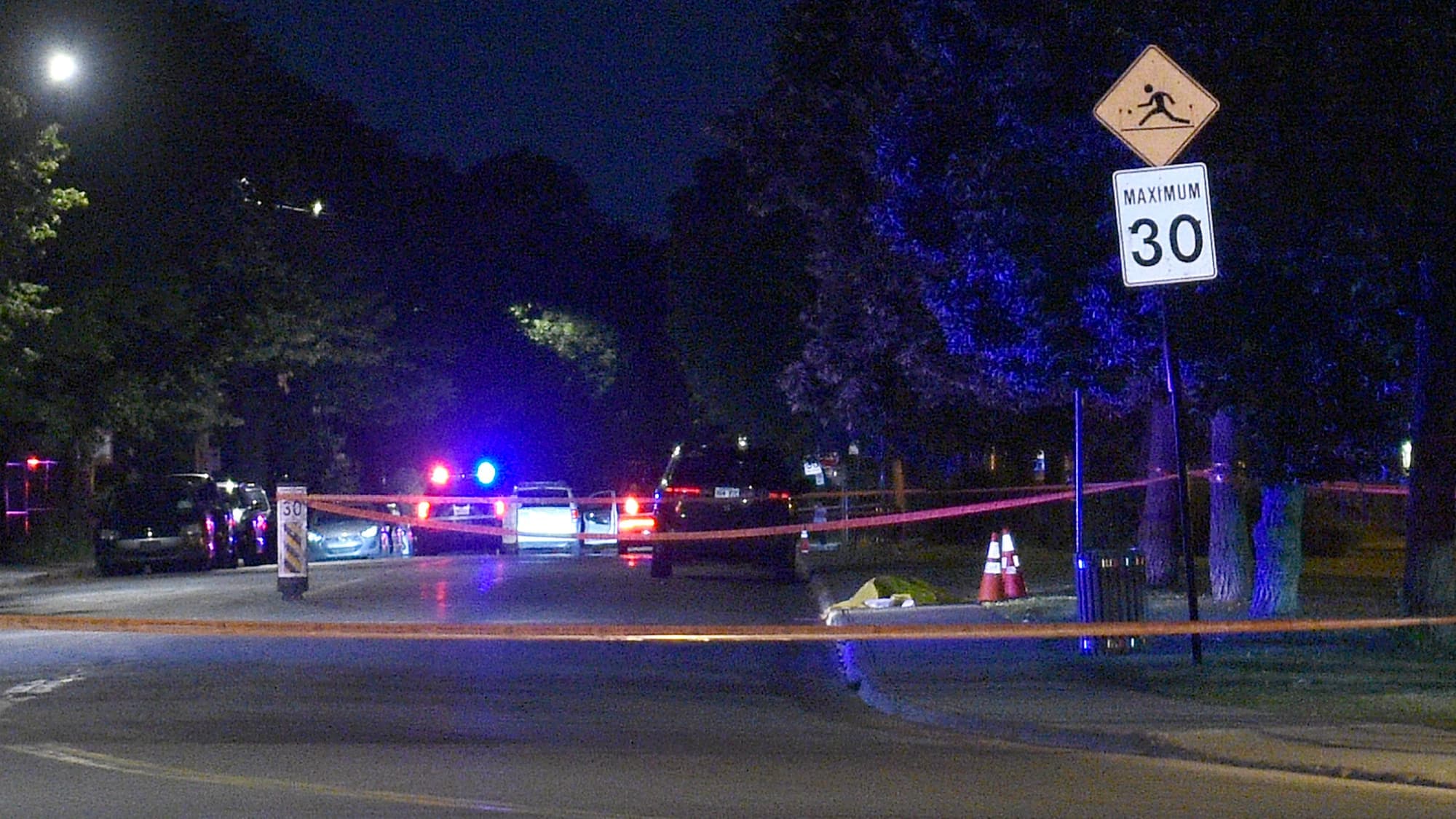 La seconde victime a été abattue sur le trottoir de la rue Meilleur, à proximité du parc Saint-Benoît dans l’arrondissement Ahuntsic-Cartierville.