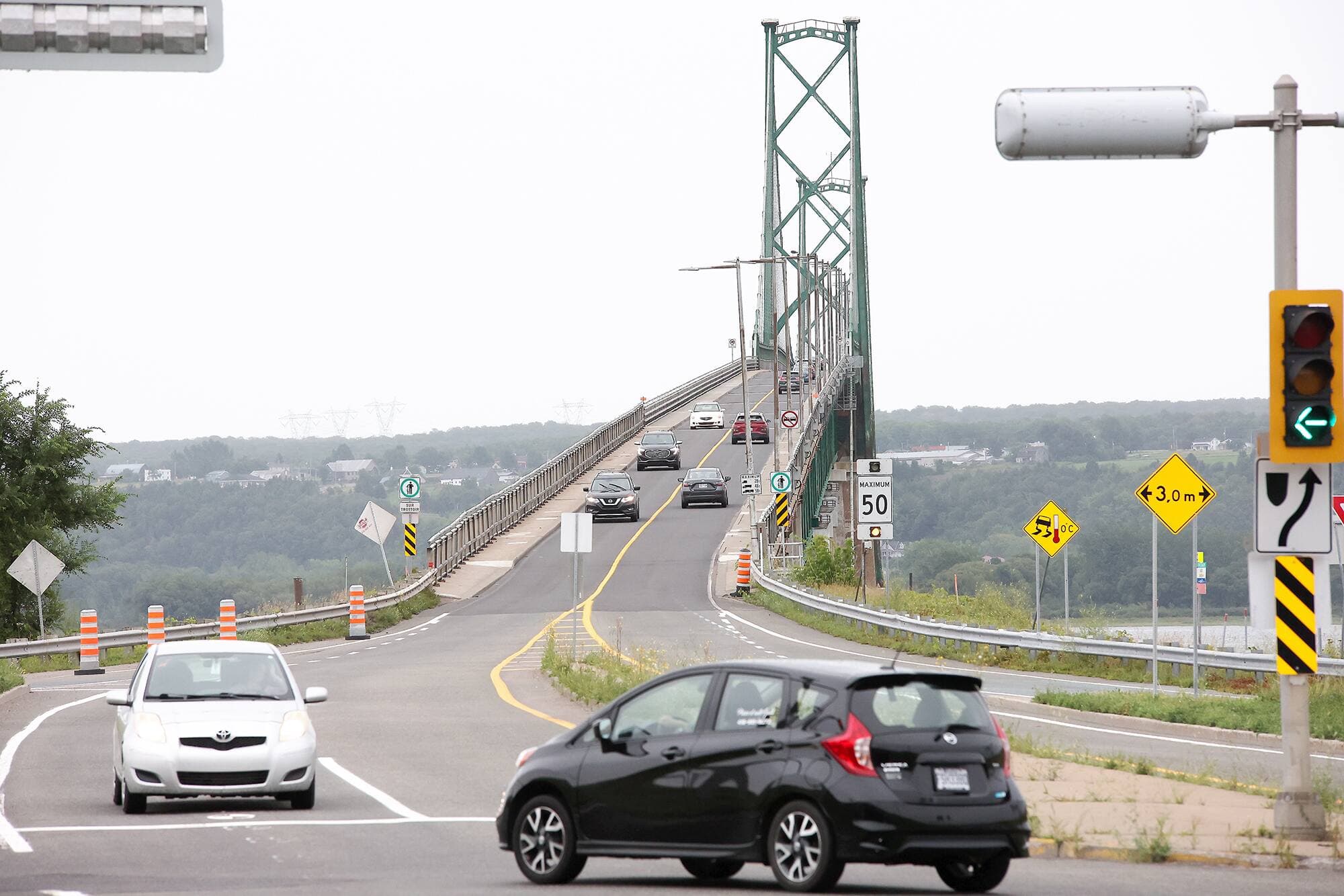 Le pont actuel qui sera entravé par des travaux préparatoires sur la côte du Pont.