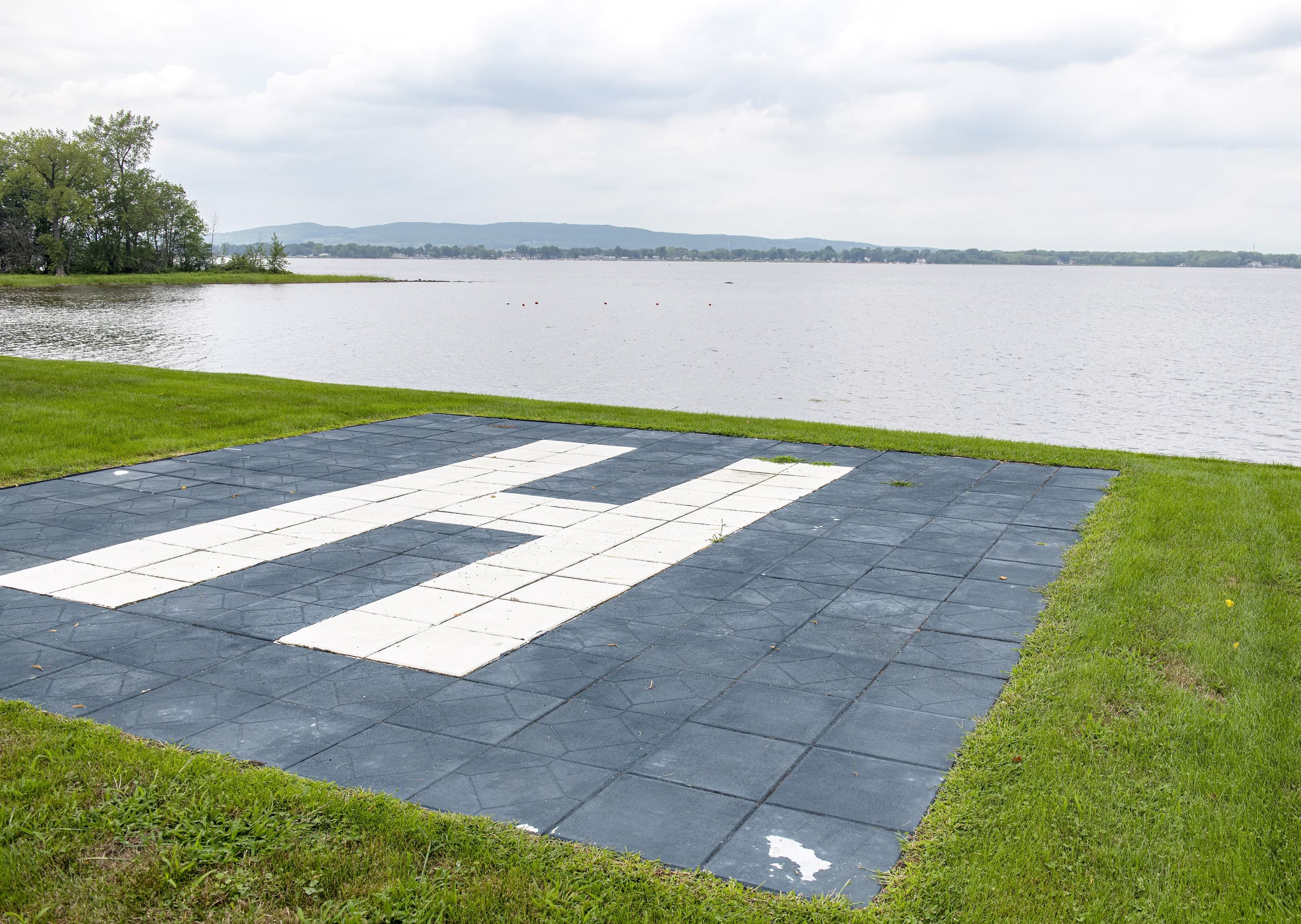 La résidence de Guy Lafleur n’aurait pas été complète sans une hélisurface.