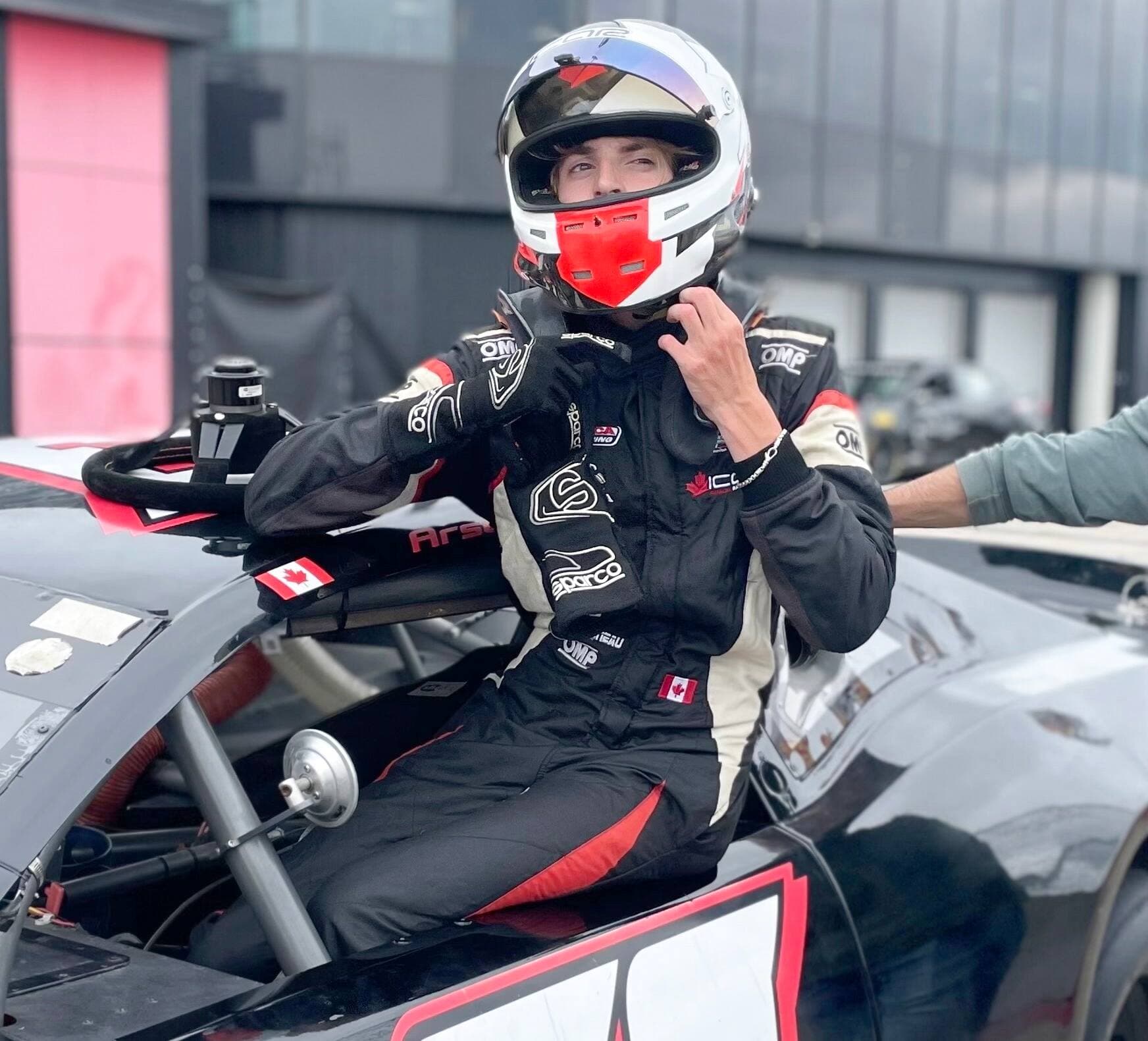 À 17 ans, Justin Arseneau effectuera ses débuts en Série NASCAR Pinty’s samedi au circuit ICAR de Mirabel.