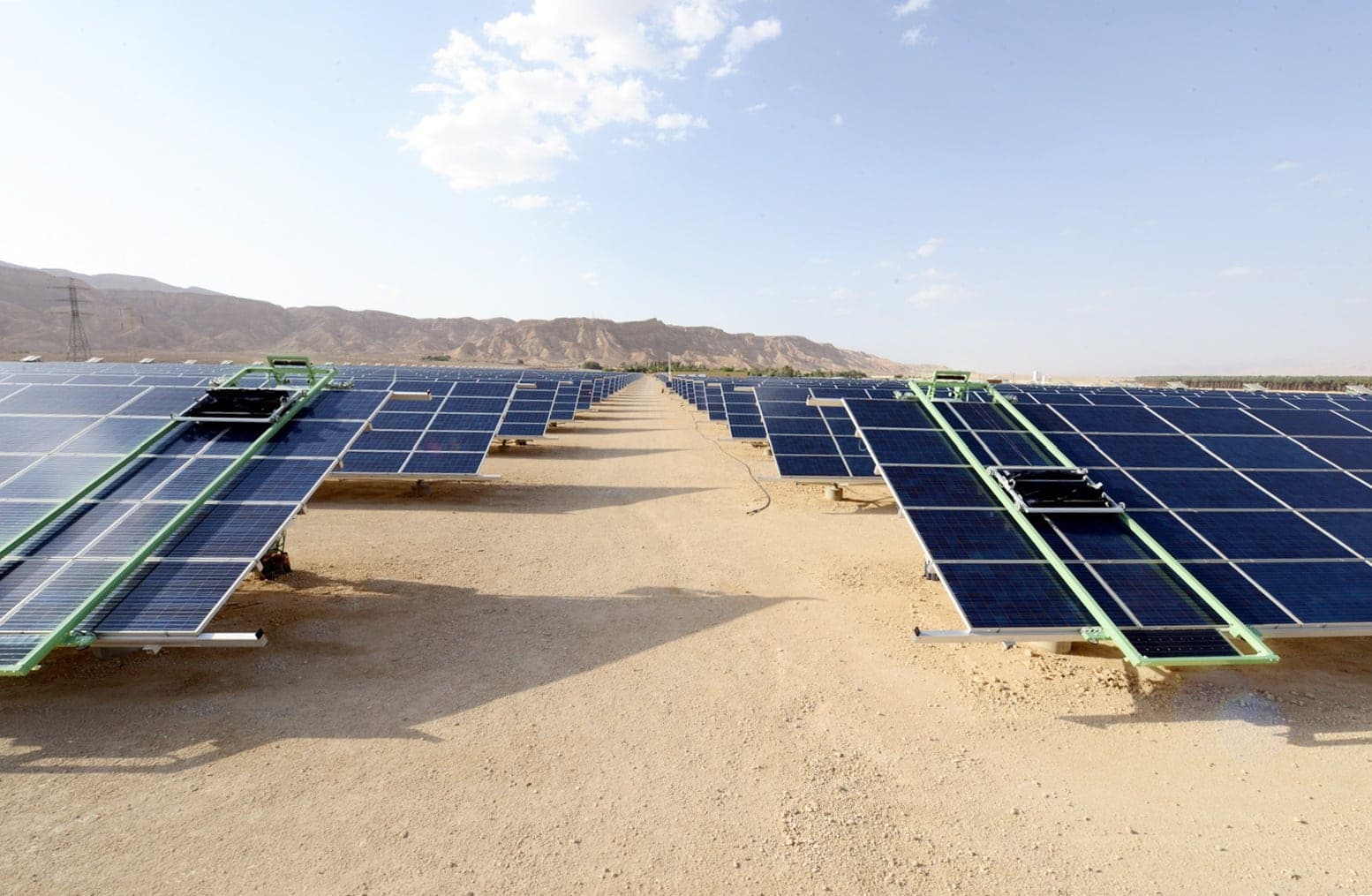 La valeur des parts de la Caisse de dépôt dans le fabricant indien de panneaux solaires Azure Power Global a dégringolé de 82 % en un an, une perte sur papier de 779 millions $. Ici, une représentation infographique d’un projet d’Azure, en Israël.