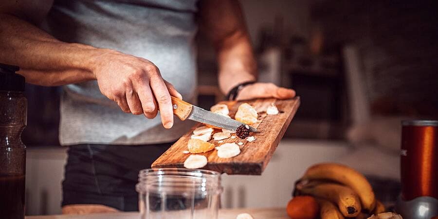 Le petit déjeuner doit être salé, à base de protéines, de glucides de qualité et d’acides gras riches en Omega-3.