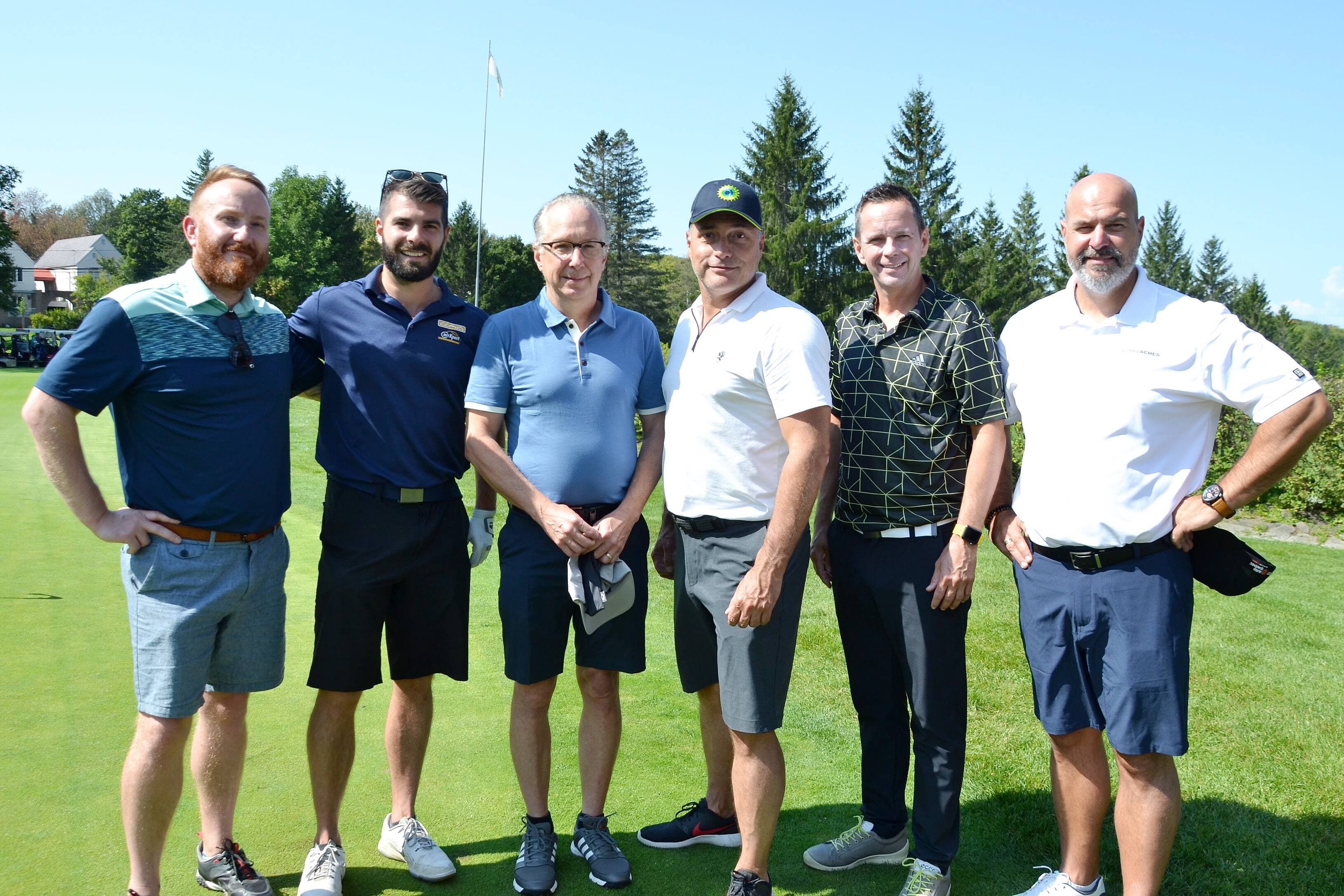 Thomas Roberge et Jean-Christophe Marcoux, de la Corporation des concessionnaires d’automobiles du Québec, Patrice Demers et Frédéric Sabourin, du Groupe Auto Québec, Patrick Charron, de First Canadian, et Nicolas Giguère, du Groupe Auto Québec.