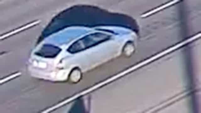 La police de Laval recherche cette voiture Hyundai Accent grise produite entre 2007 et 2010.